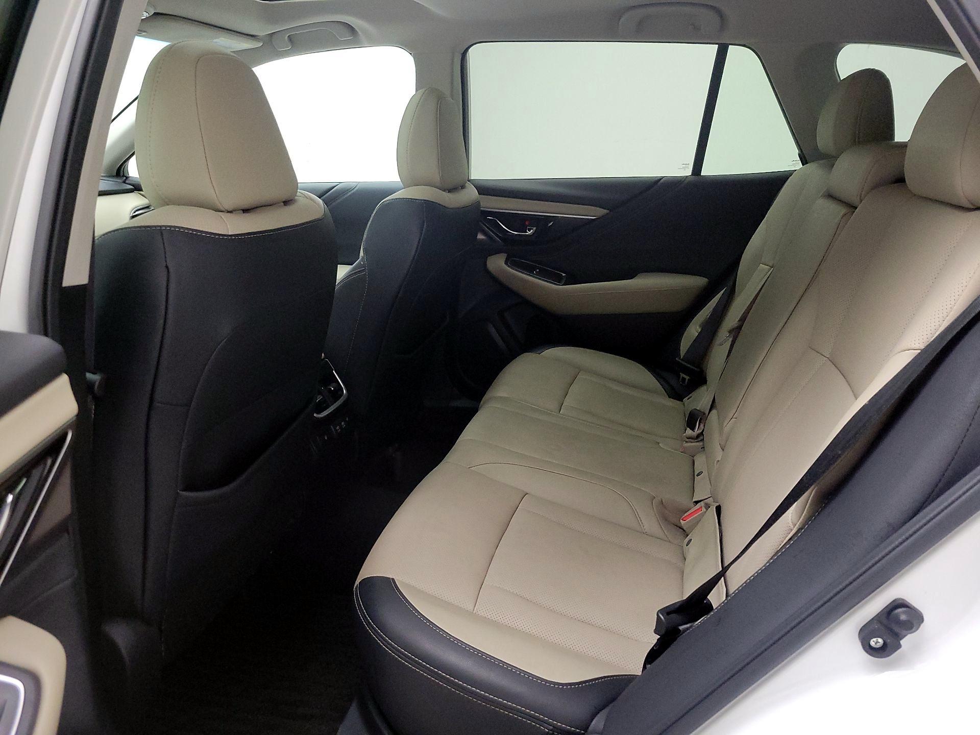 Thumbnail: 2022 Subaru Outback - 18