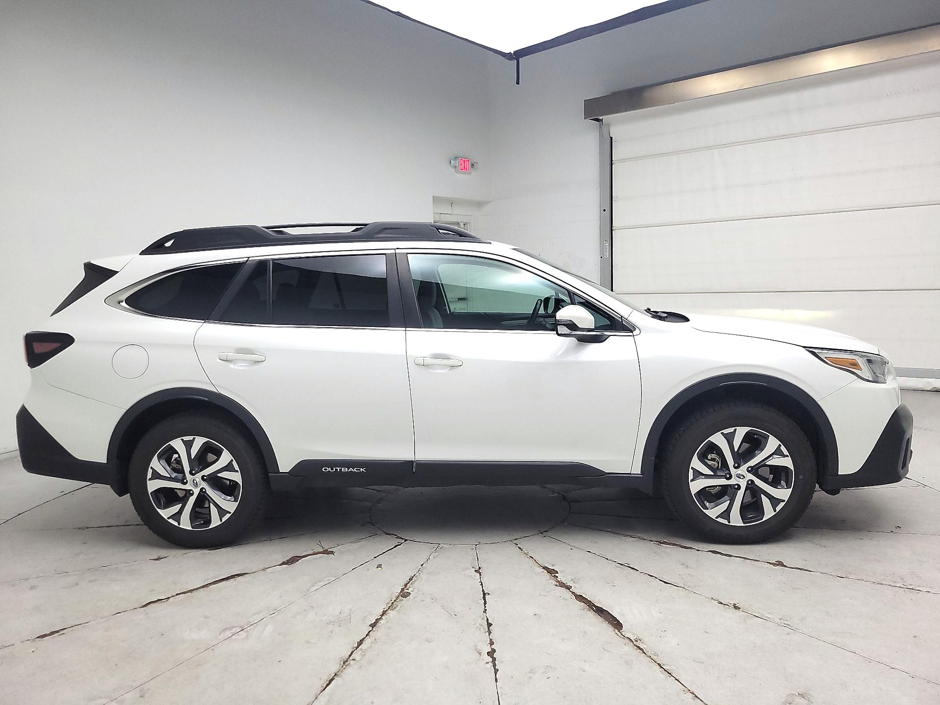 Thumbnail: 2022 Subaru Outback - 4