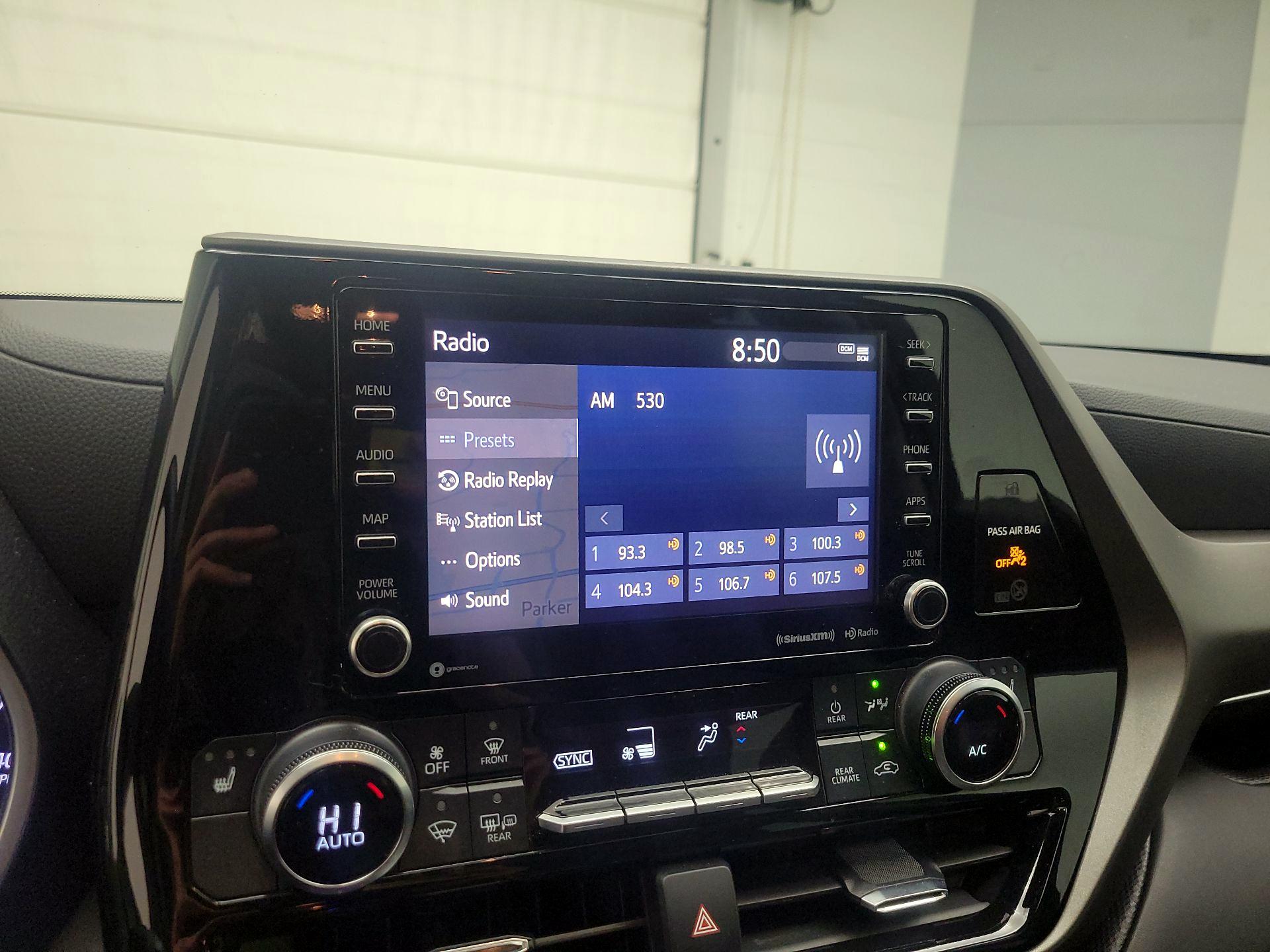 Thumbnail: 2021 Toyota Highlander - 14