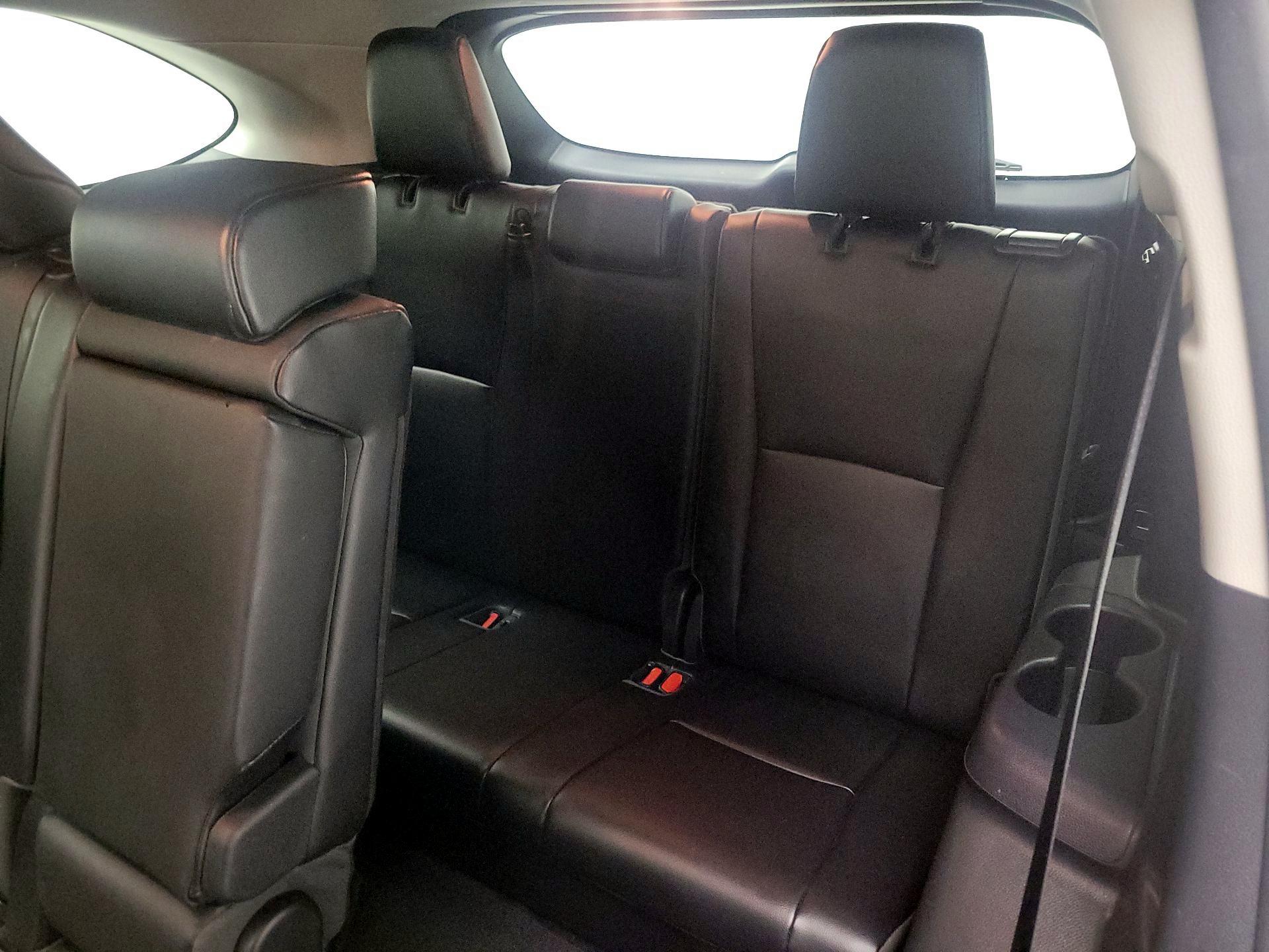 Thumbnail: 2021 Toyota Highlander - 20