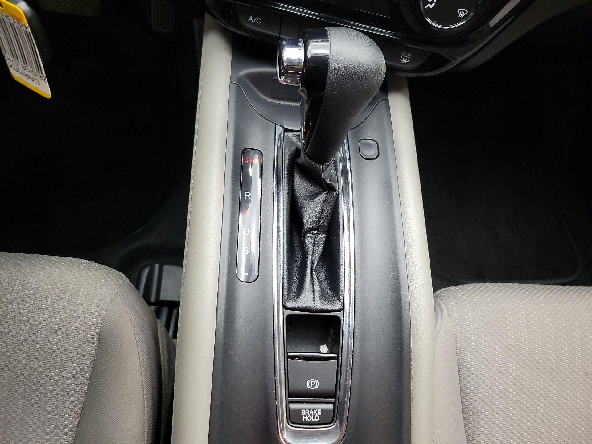 Thumbnail: 2018 Honda HR-V - 15