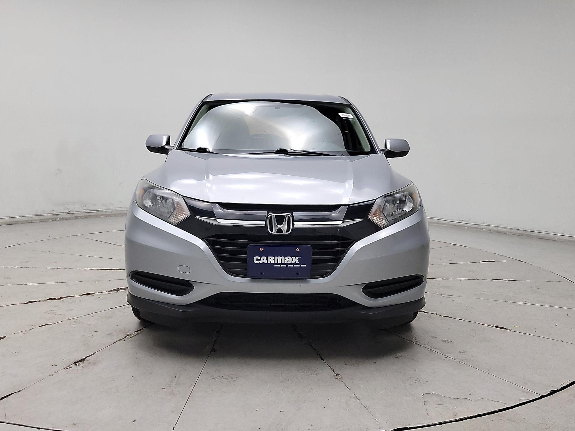 Thumbnail: 2018 Honda HR-V - 2