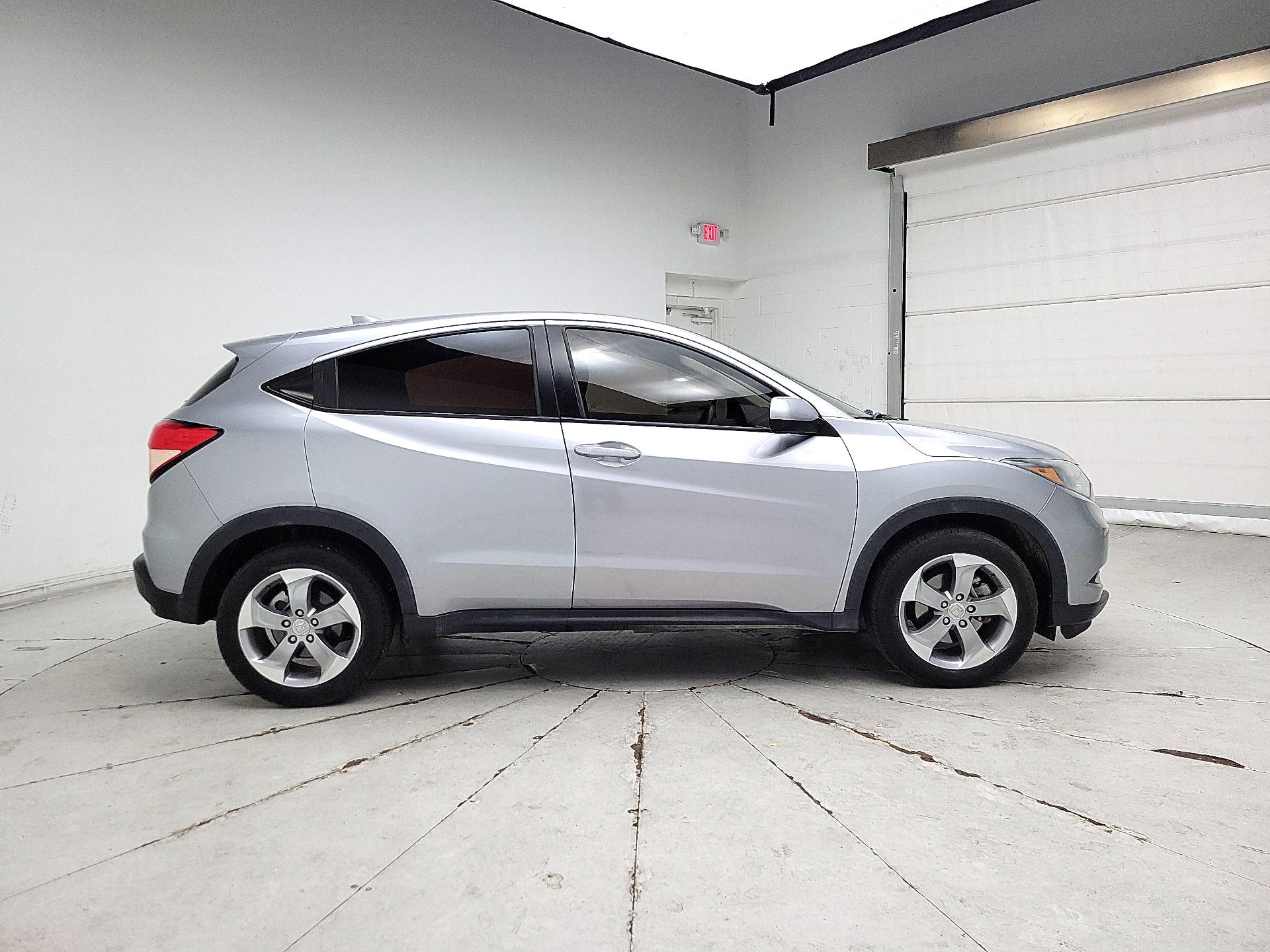 Thumbnail: 2018 Honda HR-V - 4