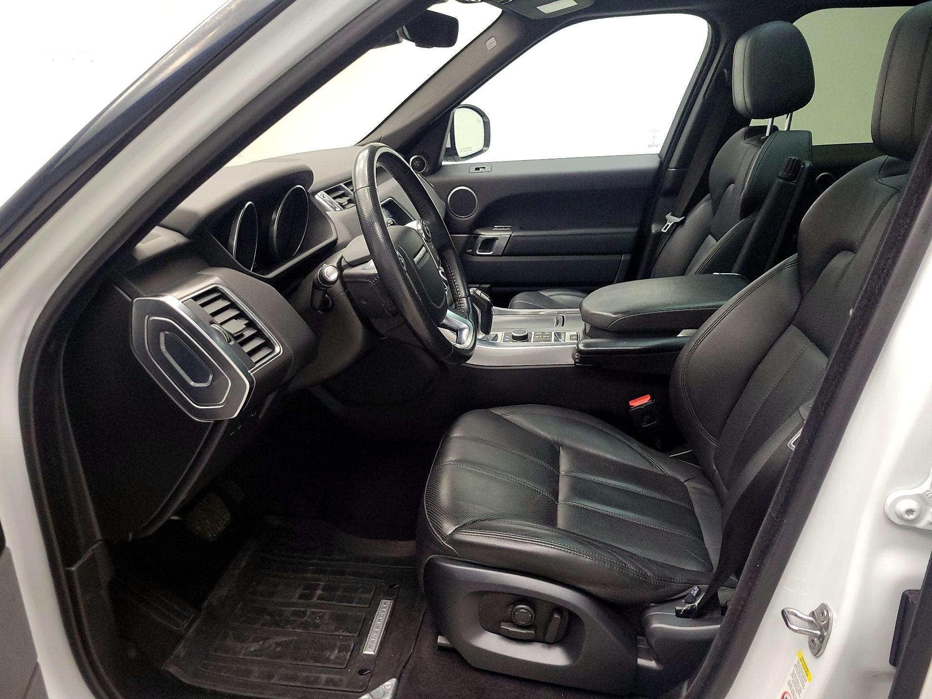 Thumbnail: 2017 Land Rover Range Rover Sport - 9