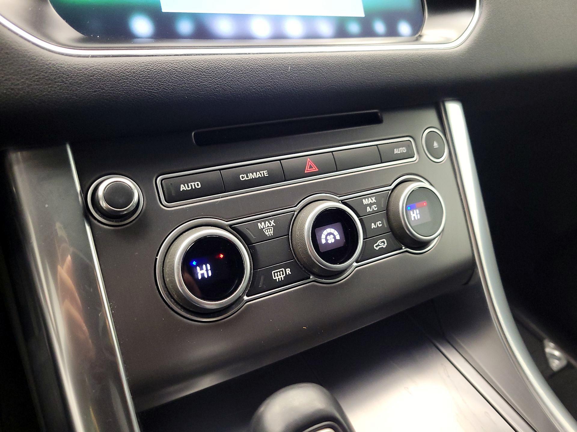 Thumbnail: 2017 Land Rover Range Rover Sport - 15