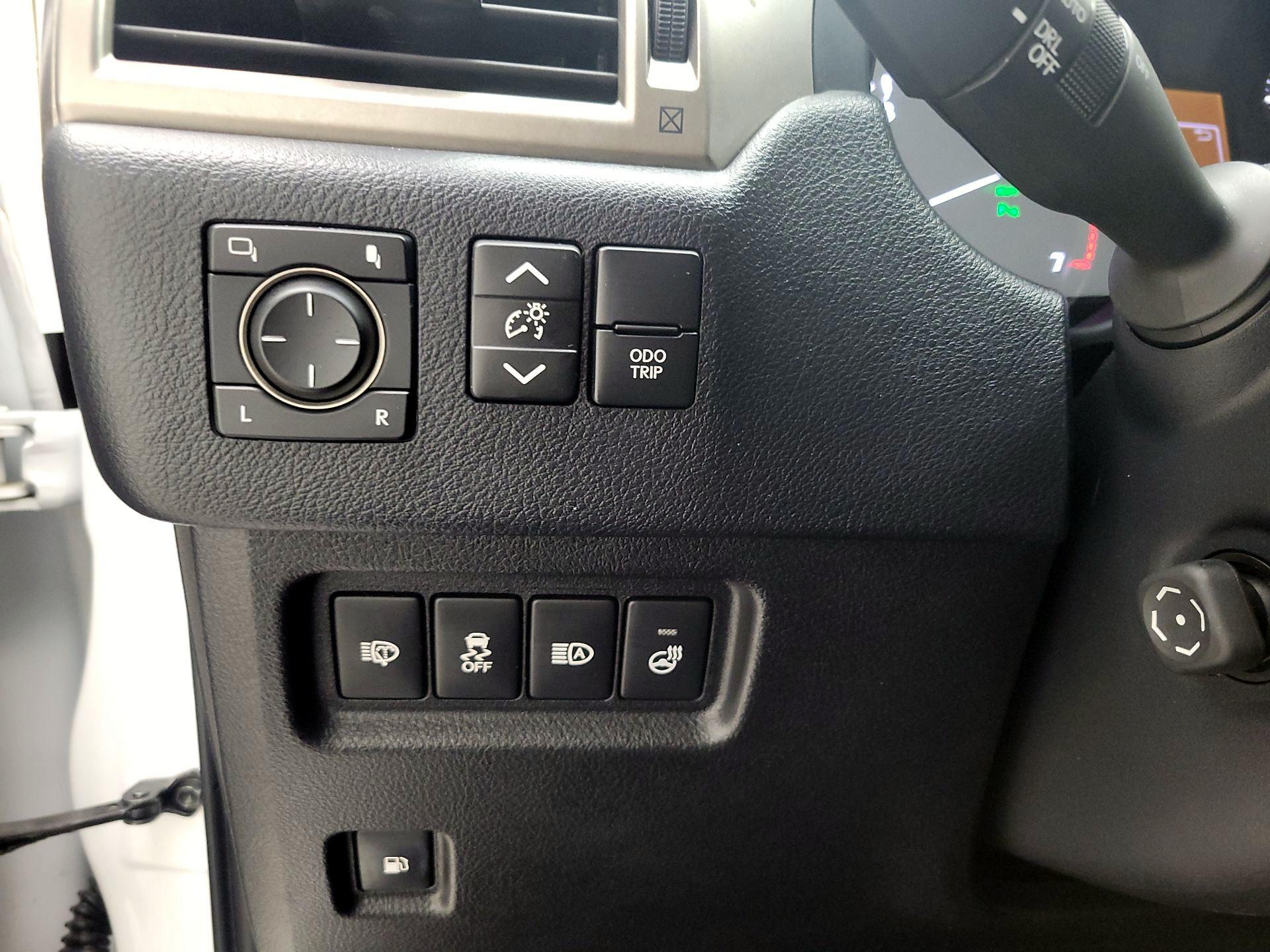 Thumbnail: 2021 Lexus GX - 11