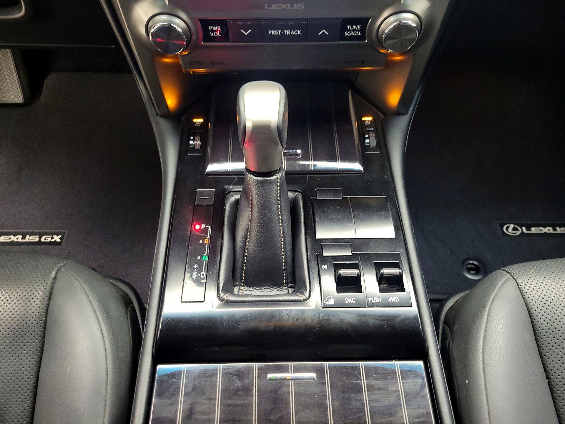 Thumbnail: 2021 Lexus GX - 16