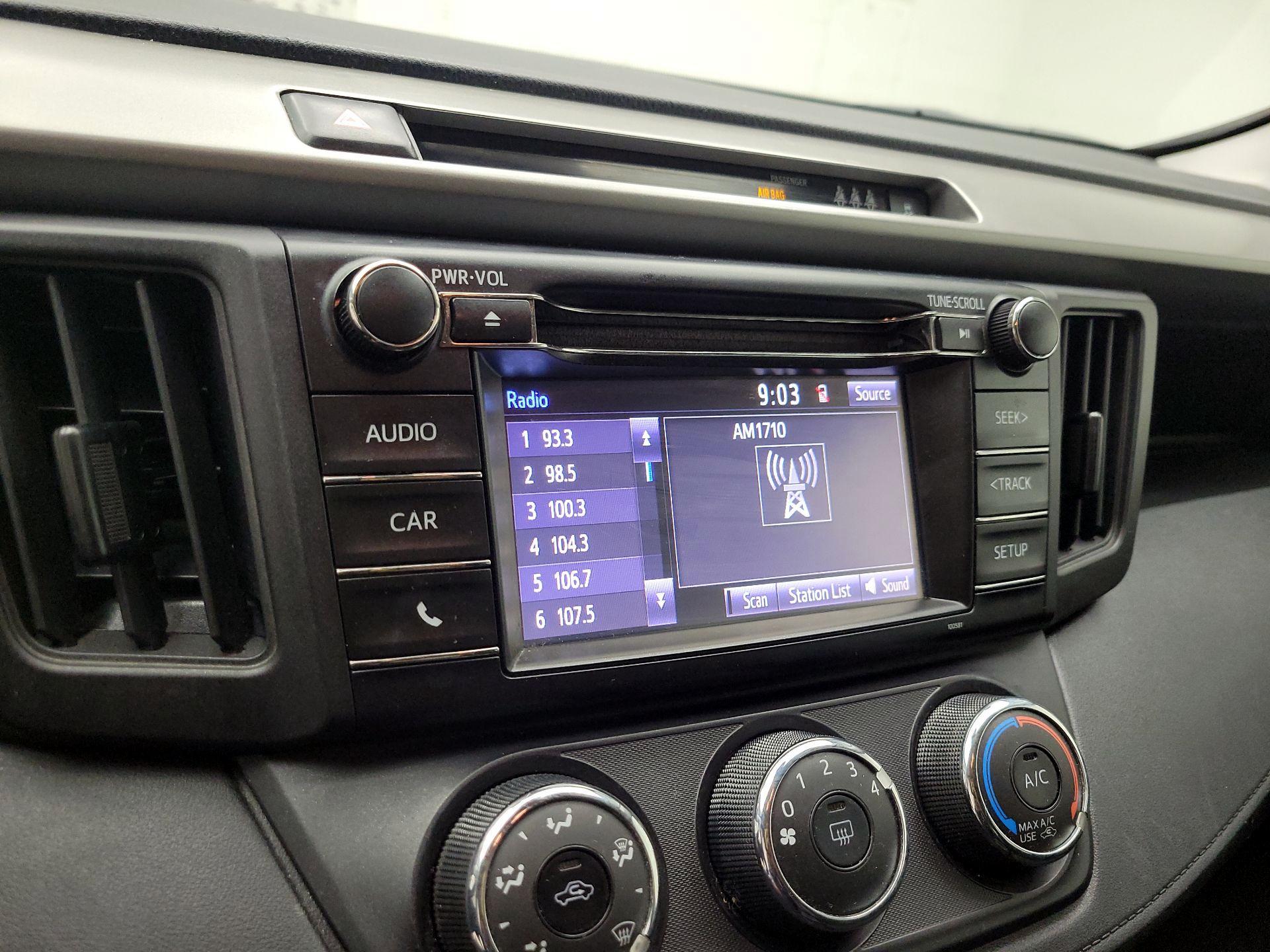 Thumbnail: 2018 Toyota RAV4 - 13