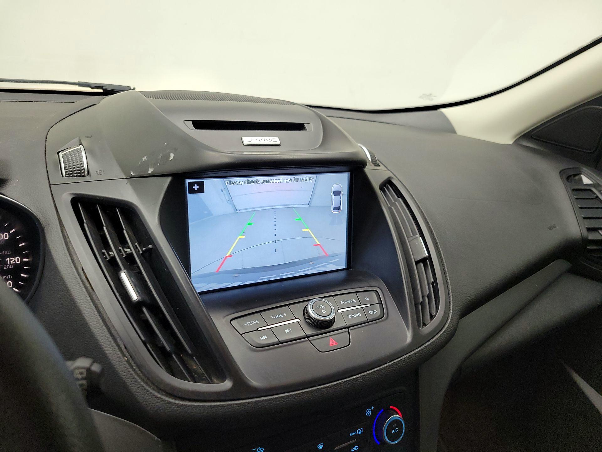 Thumbnail: 2017 Ford Escape - 14