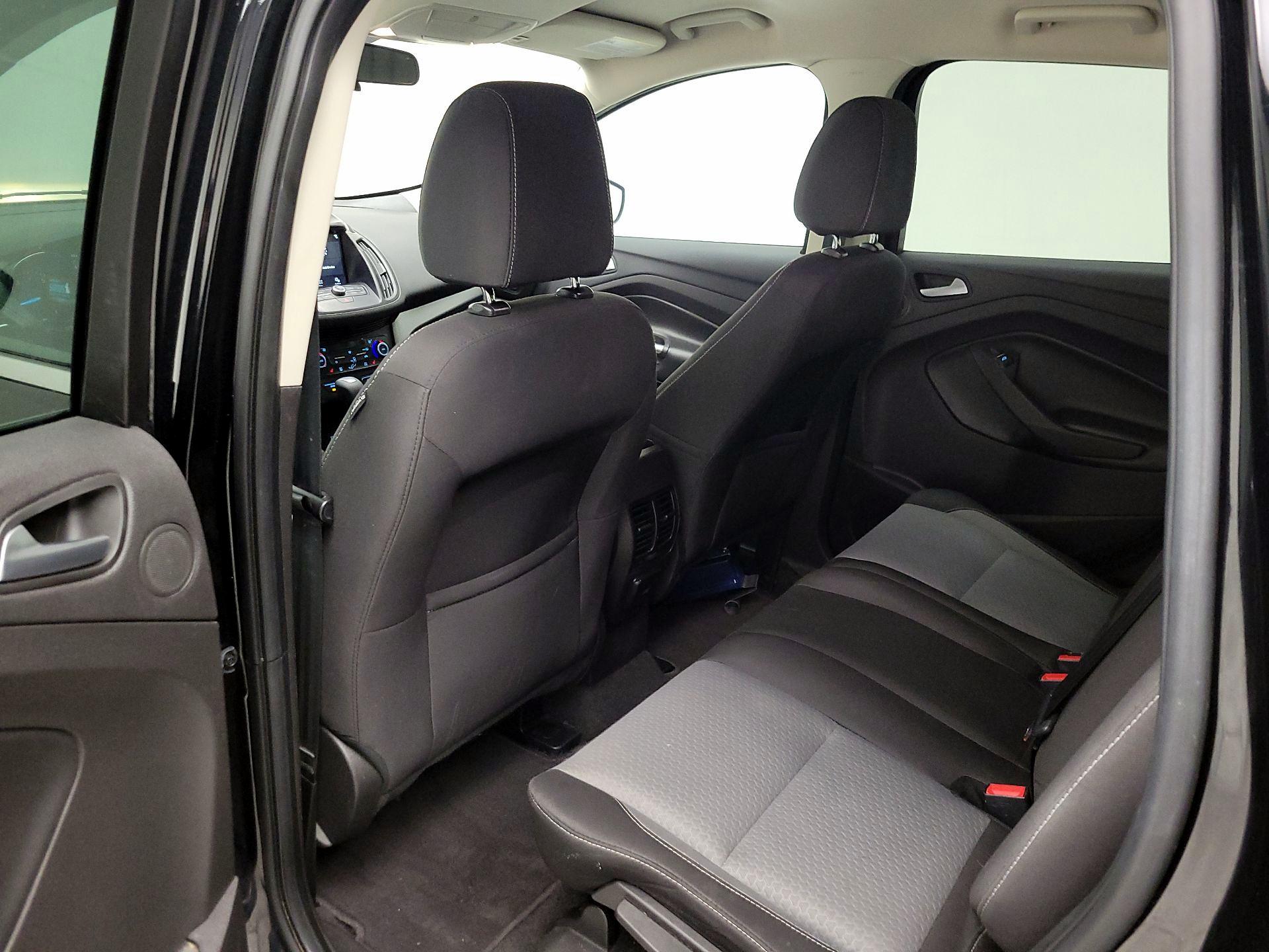 Thumbnail: 2017 Ford Escape - 19