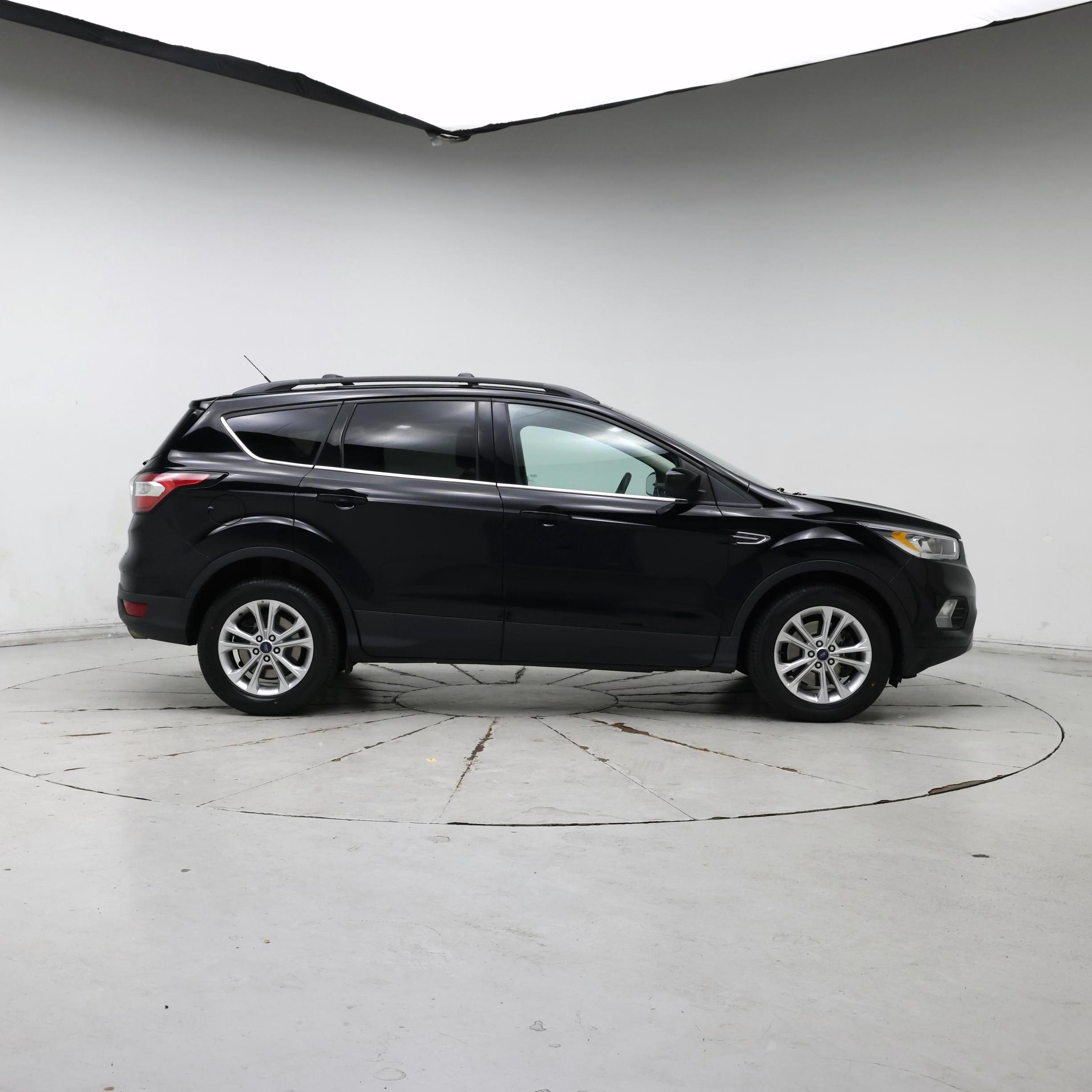 Thumbnail: 2017 Ford Escape - 7