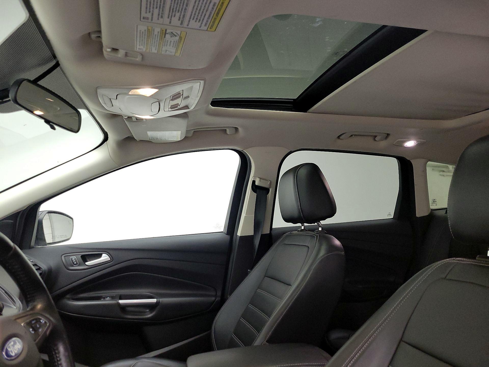 Thumbnail: 2017 Ford Escape - 20