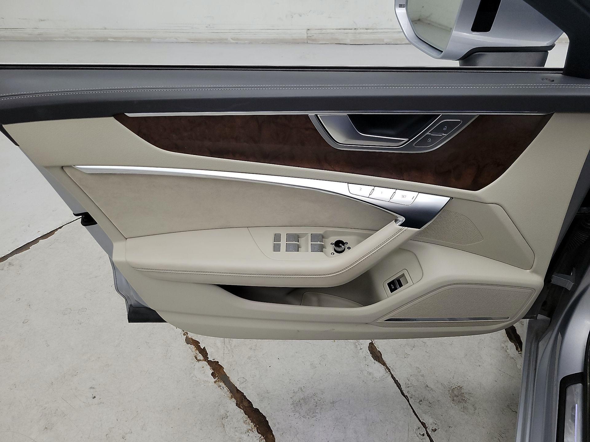 Thumbnail: 2020 Audi A6 - 12