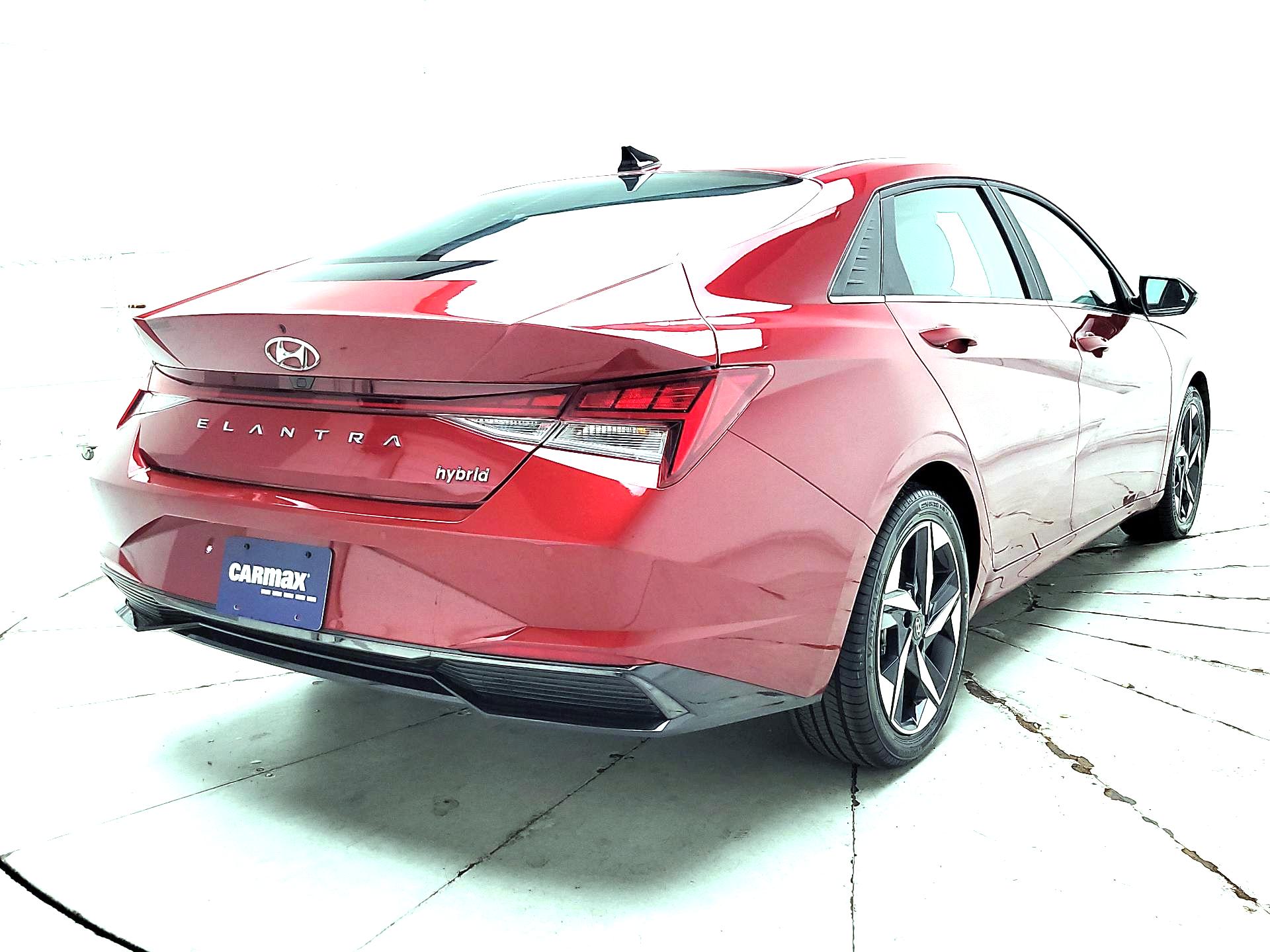 Thumbnail: 2023 Hyundai Elantra - 5