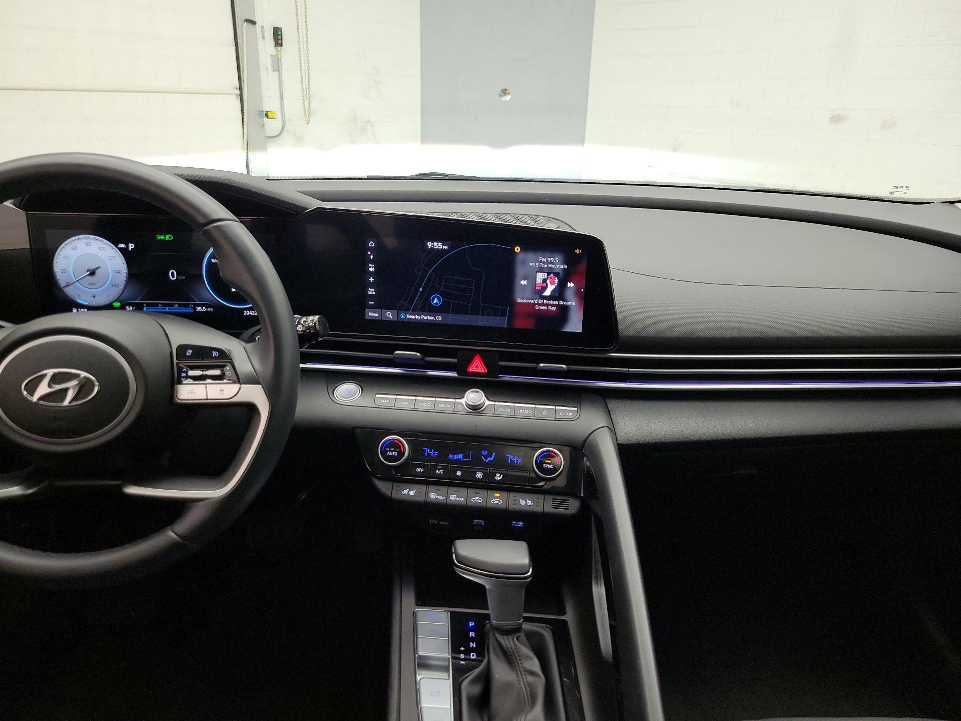 Thumbnail: 2023 Hyundai Elantra - 8