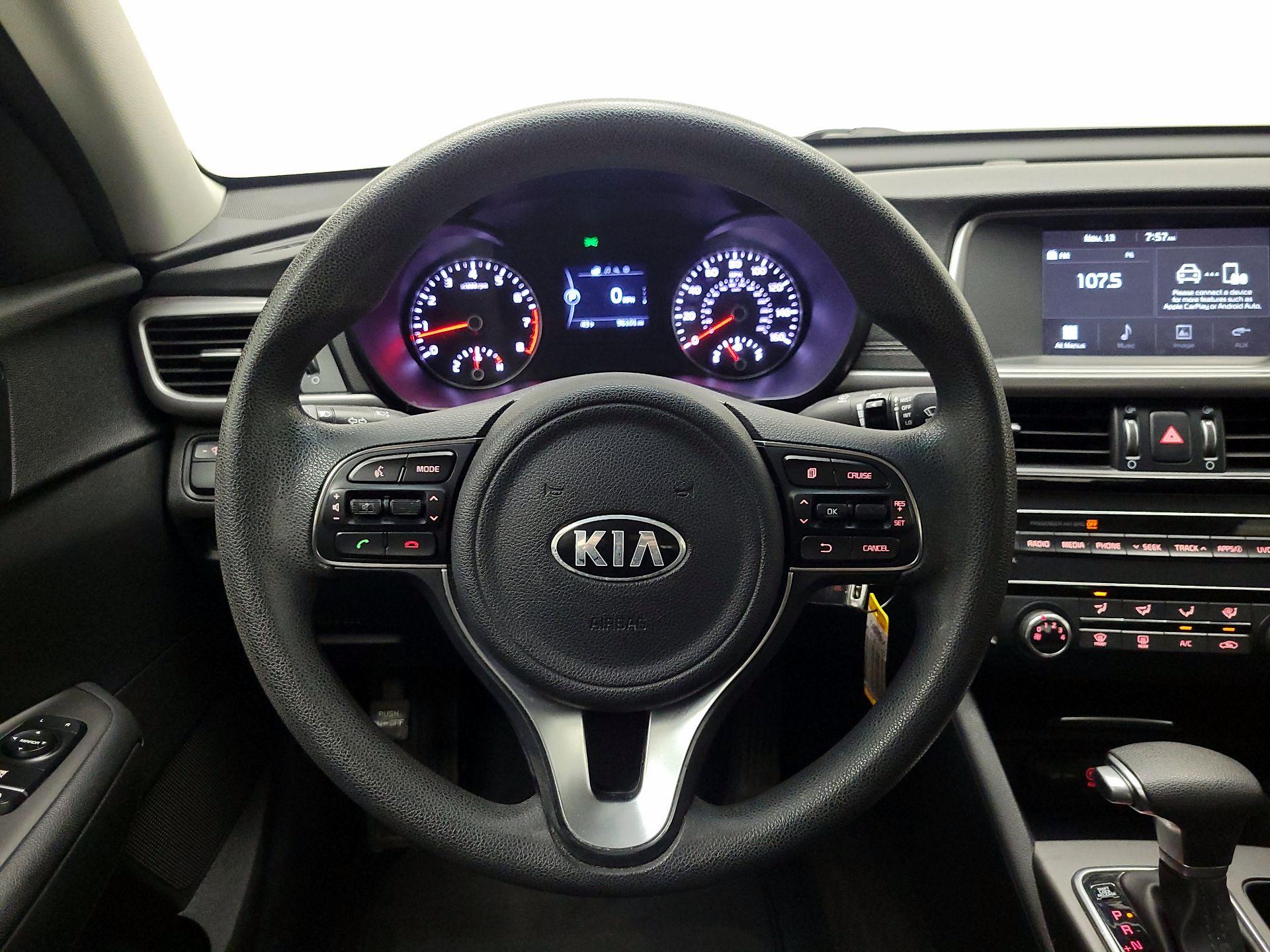 Thumbnail: 2018 Kia Optima - 10