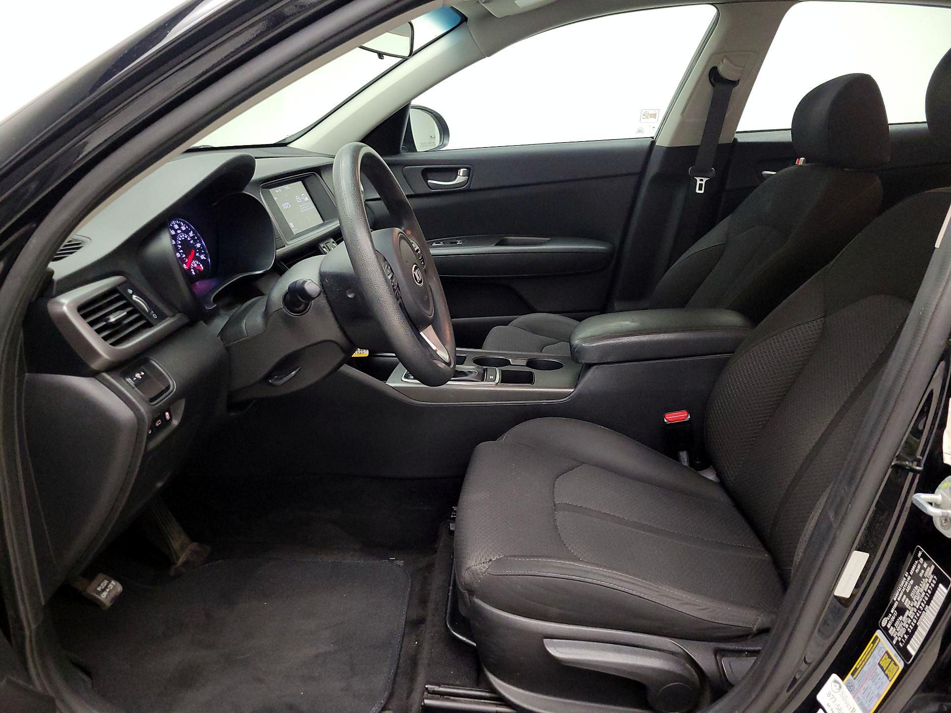 Thumbnail: 2018 Kia Optima - 11