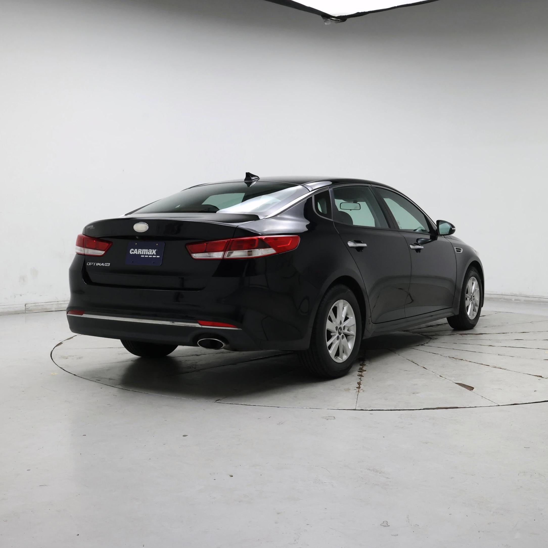 Thumbnail: 2018 Kia Optima - 8