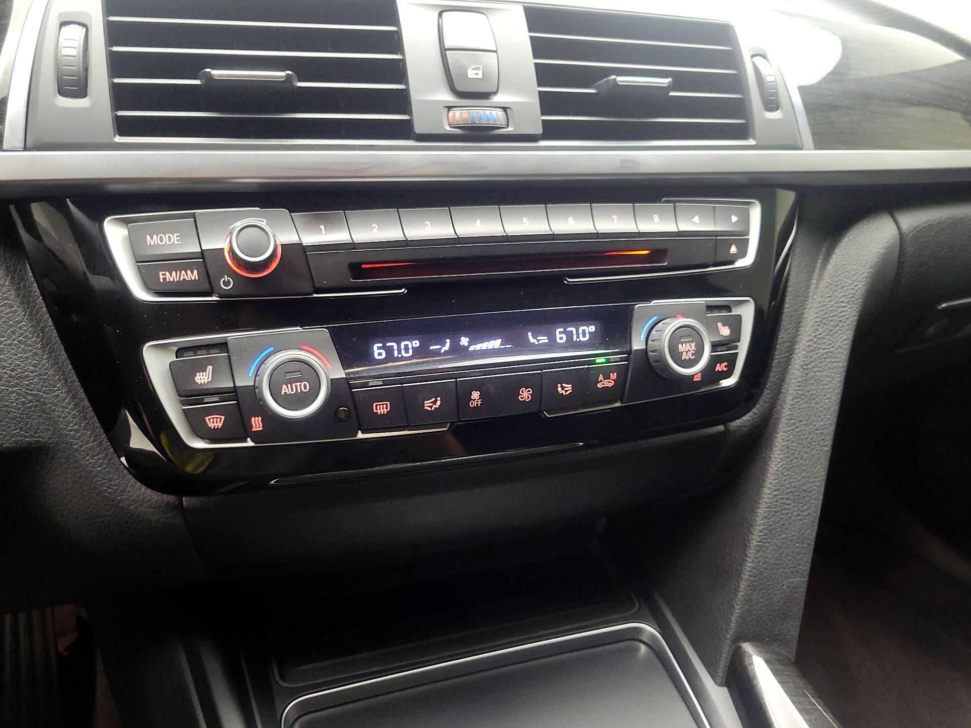 Thumbnail: 2018 BMW 3 Series - 15