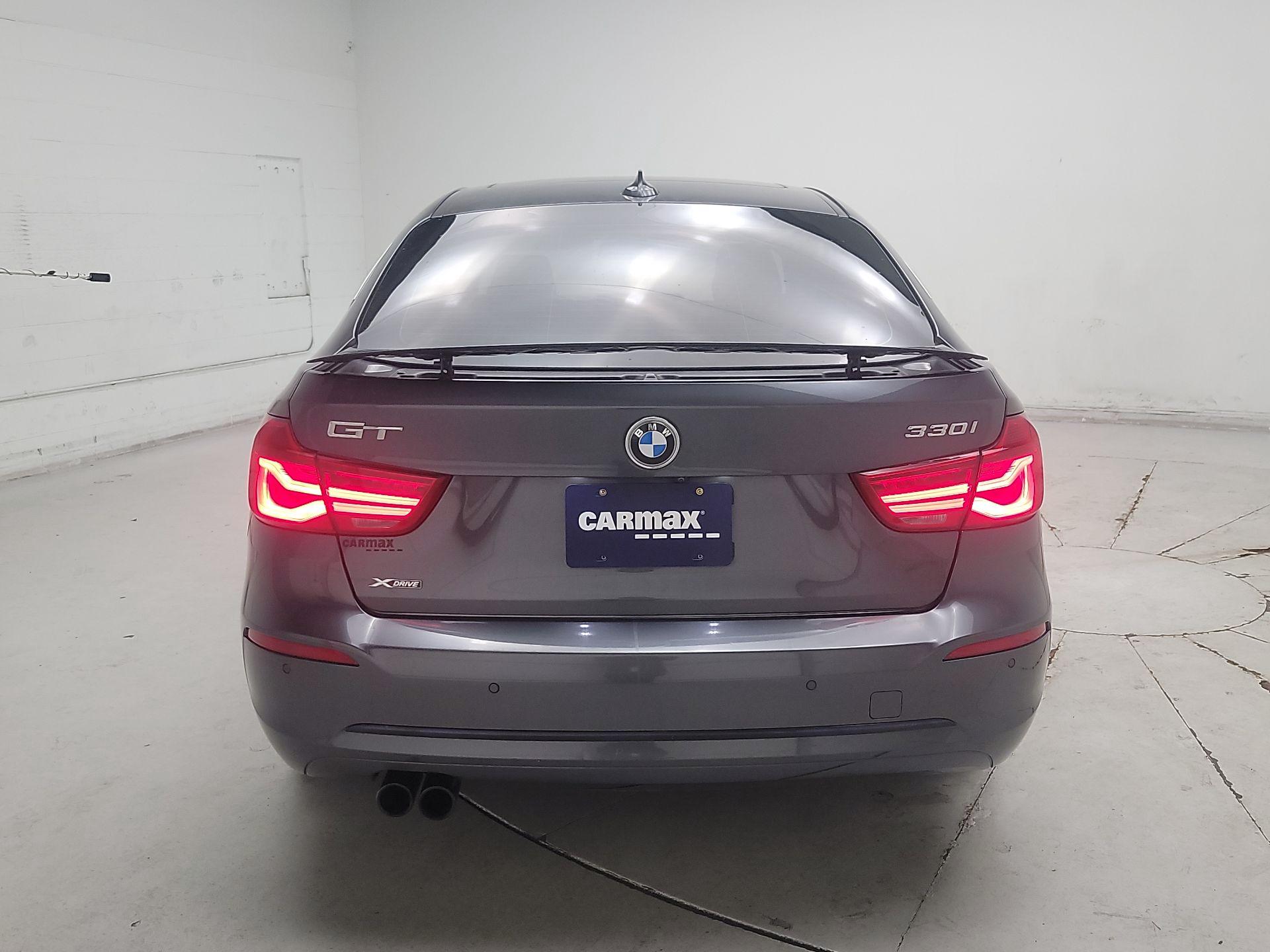 Thumbnail: 2018 BMW 3 Series - 6