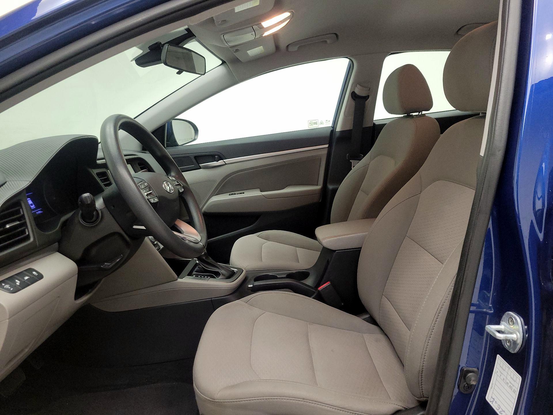 Thumbnail: 2019 Hyundai Elantra - 11