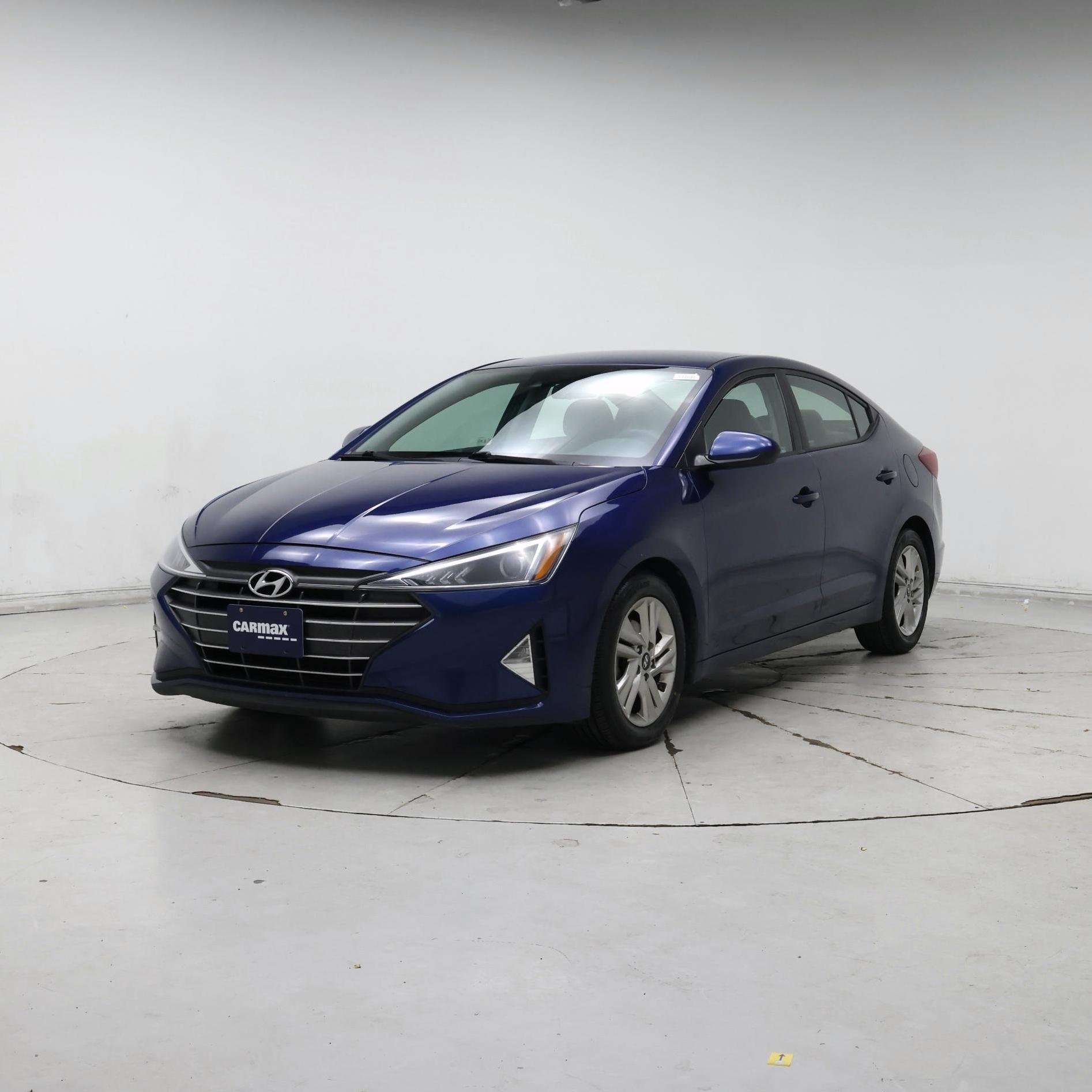 Thumbnail: 2019 Hyundai Elantra - 4