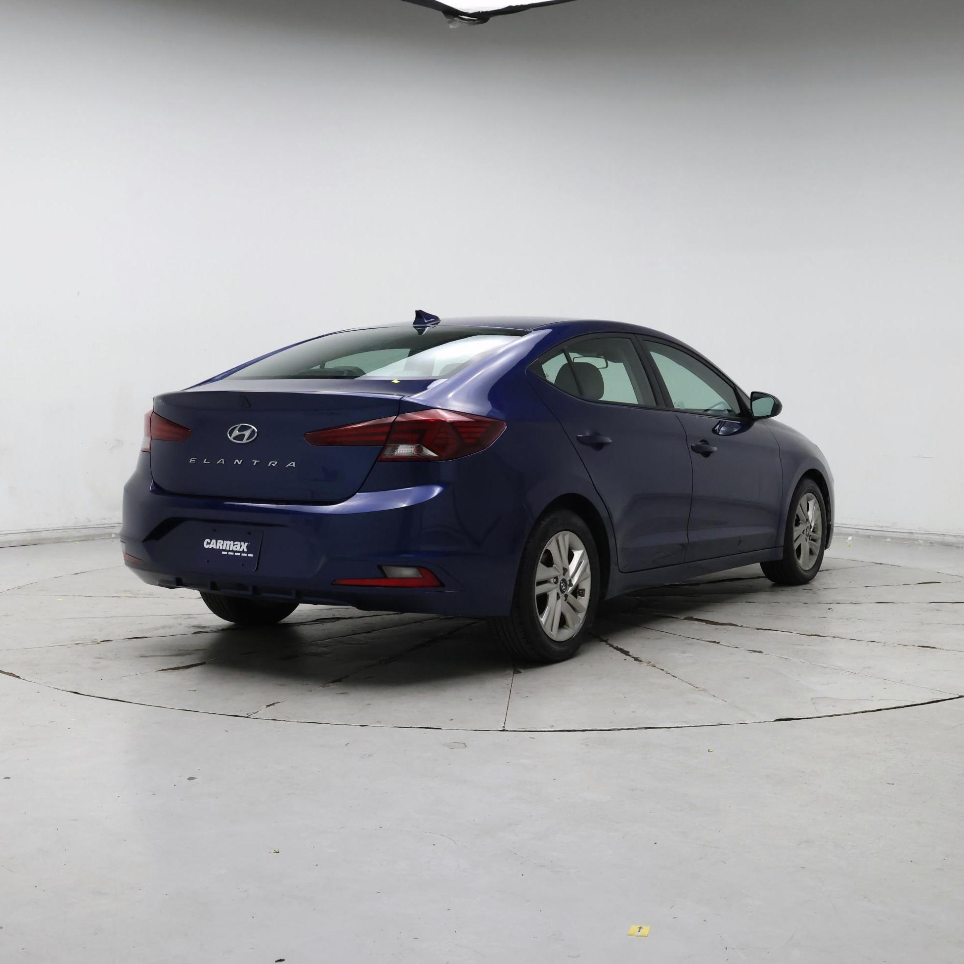Thumbnail: 2019 Hyundai Elantra - 8