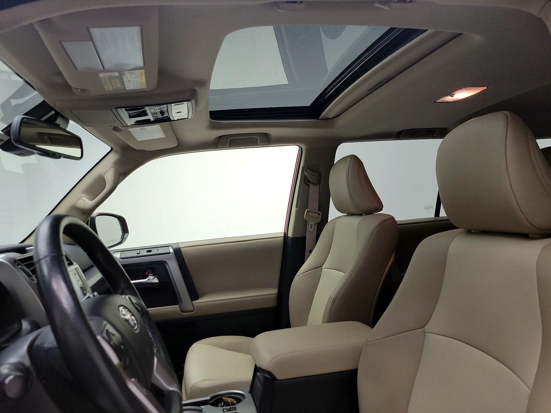 Thumbnail: 2023 Toyota 4Runner - 18