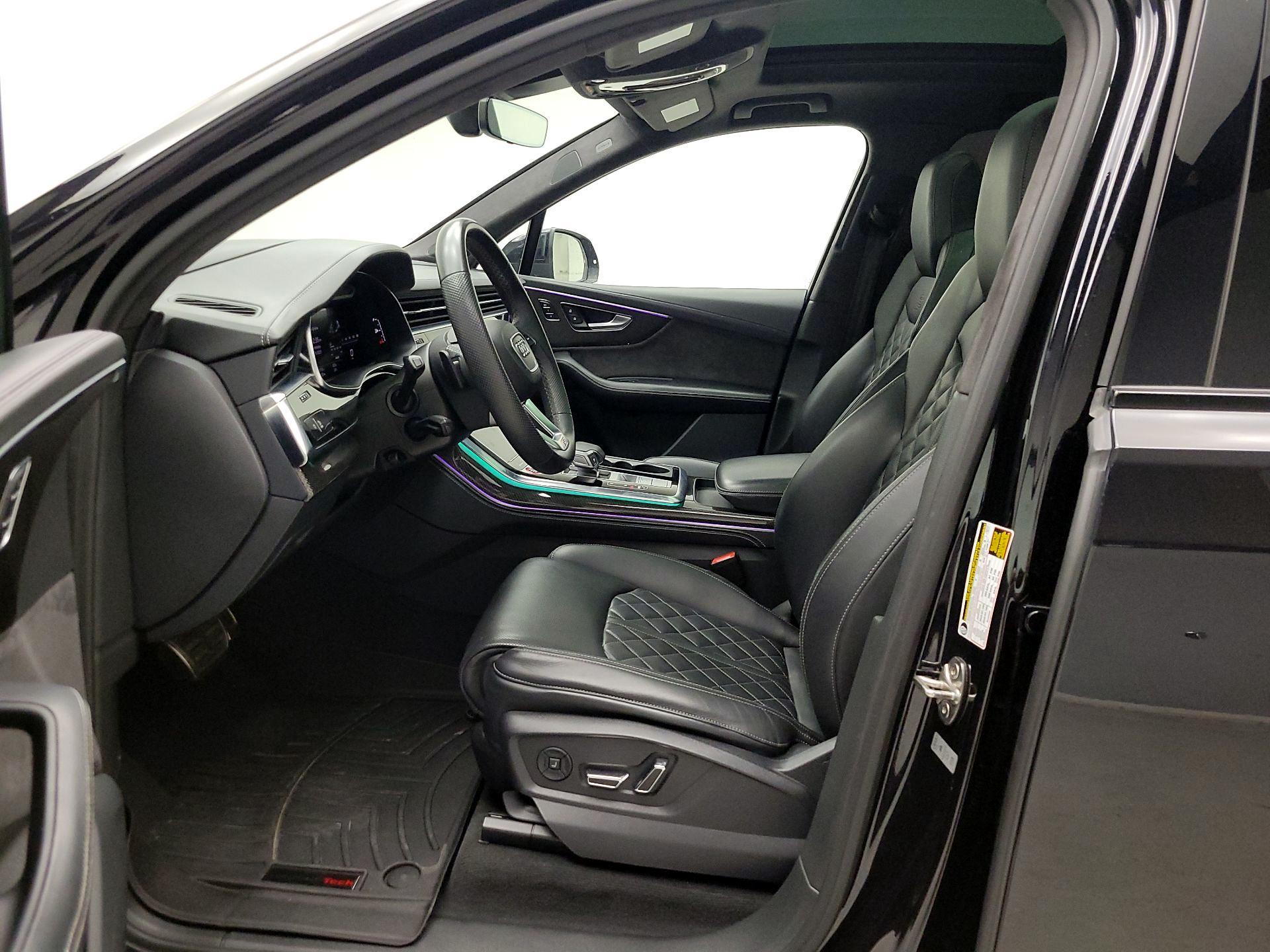 Thumbnail: 2021 Audi SQ7 - 9