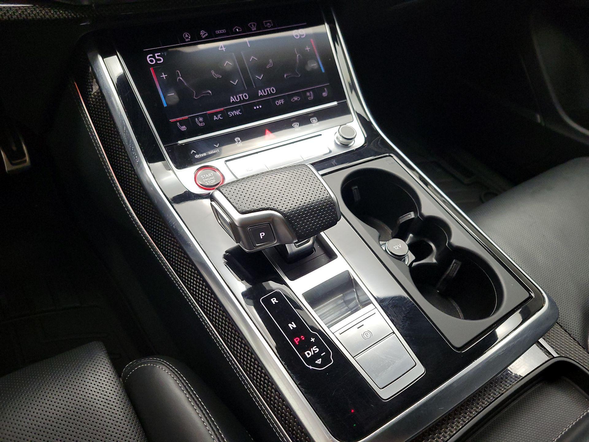 Thumbnail: 2021 Audi SQ7 - 16