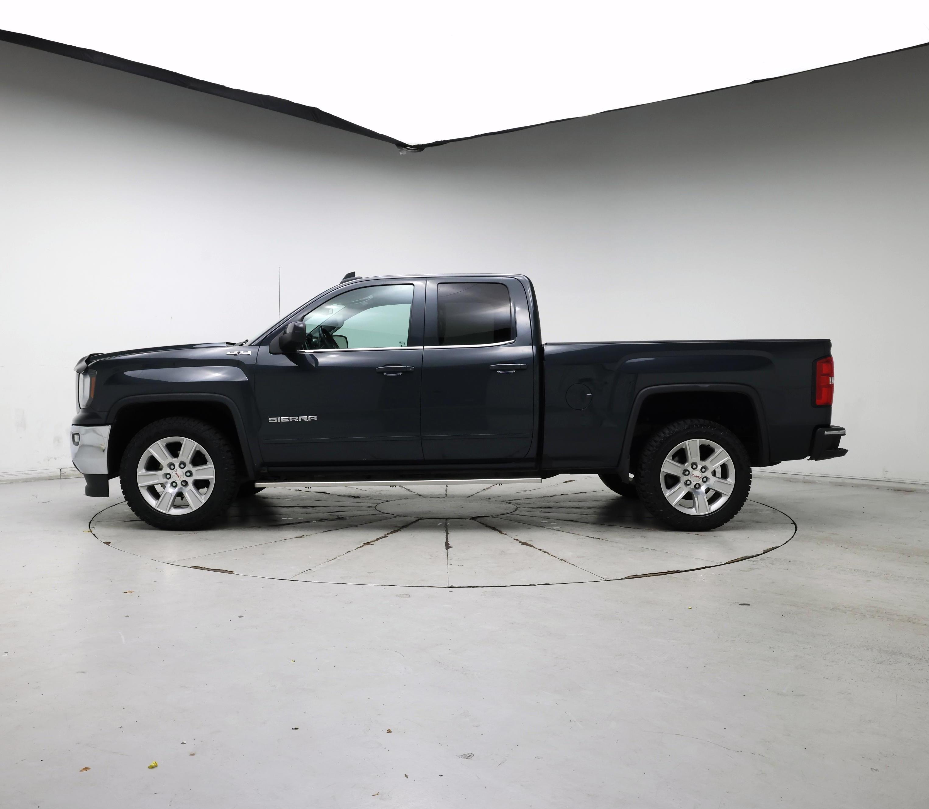 Thumbnail: 2017 GMC Sierra 1500 - 3