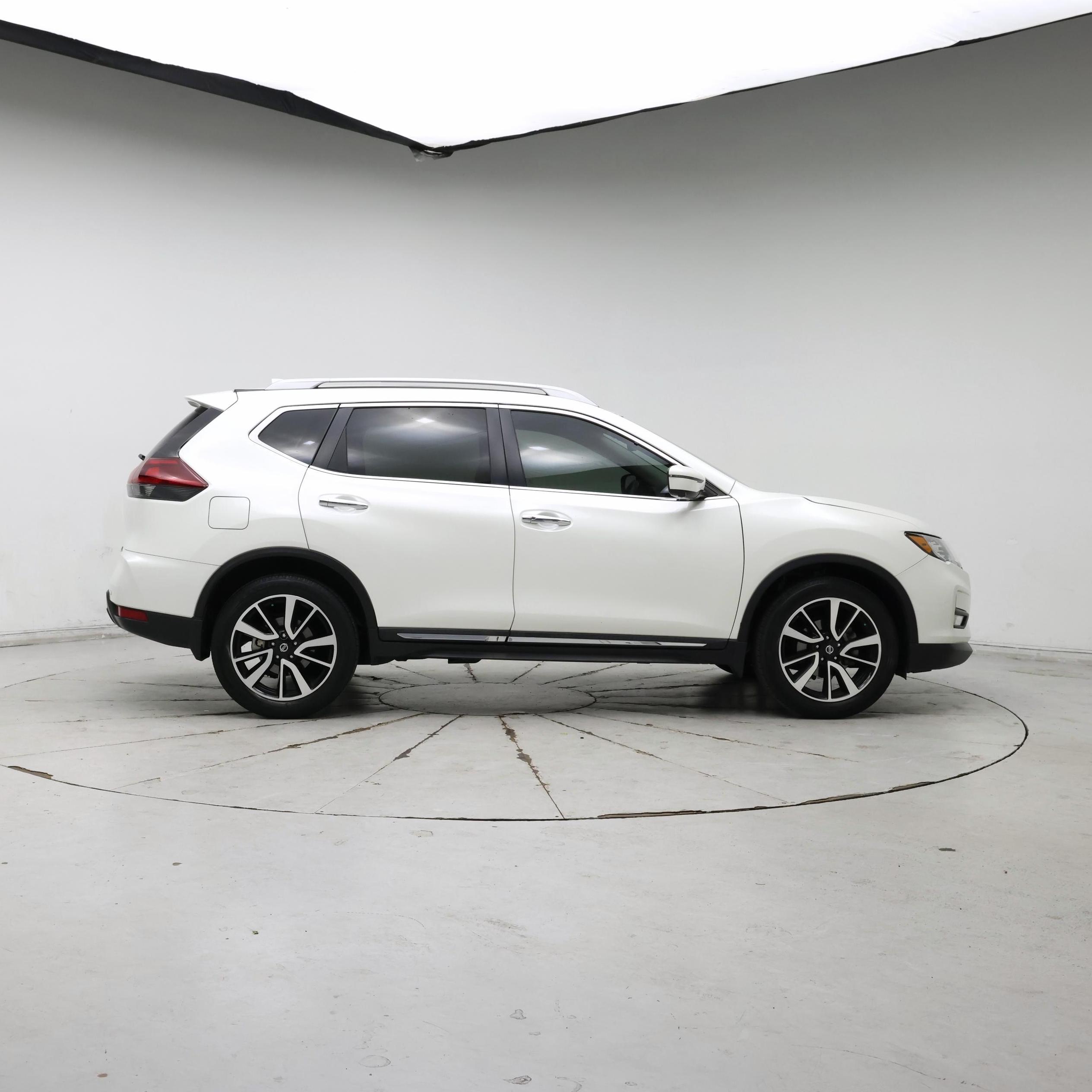 Thumbnail: 2020 Nissan Rogue - 7