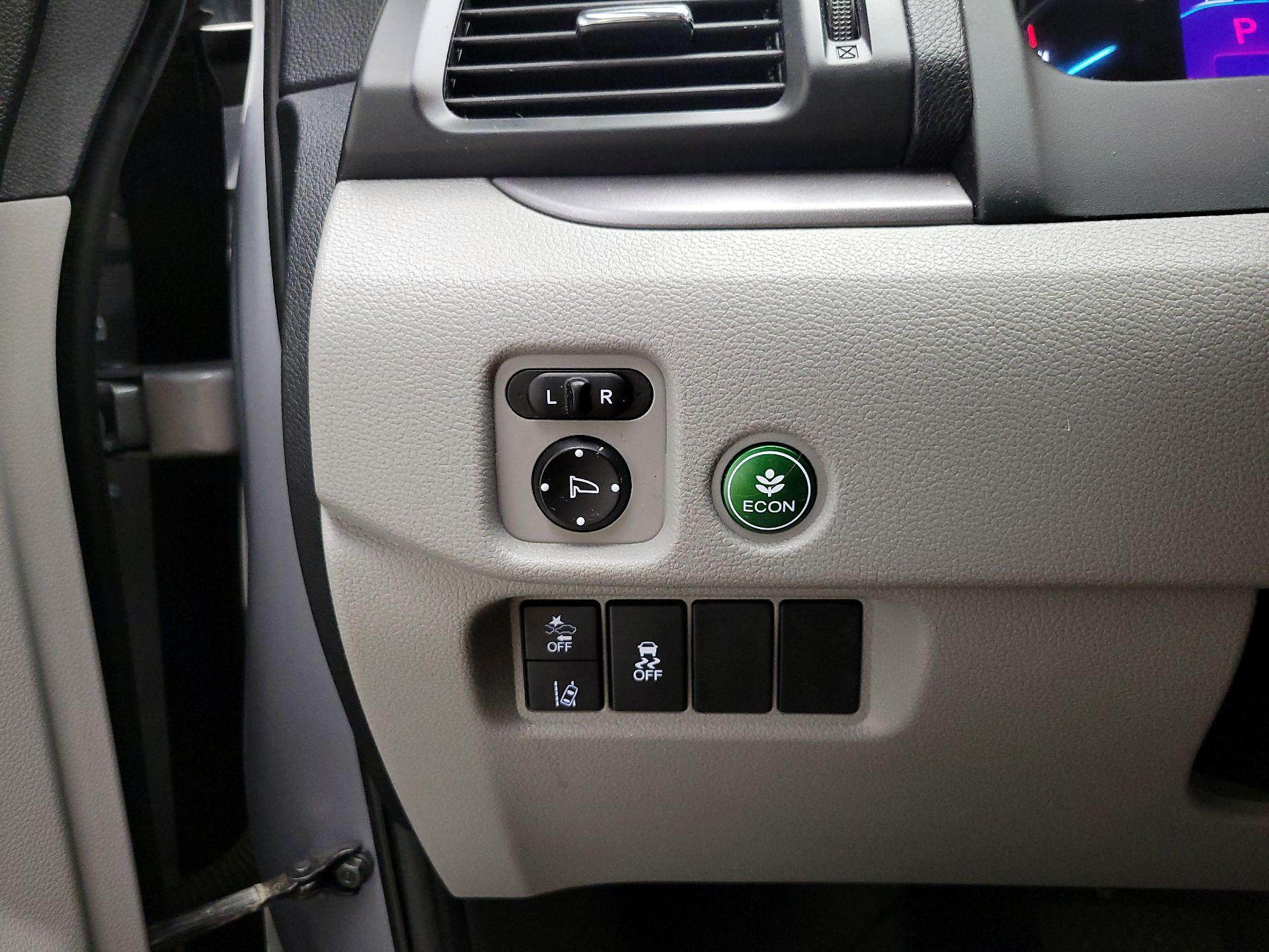 Thumbnail: 2019 Honda Pilot - 11