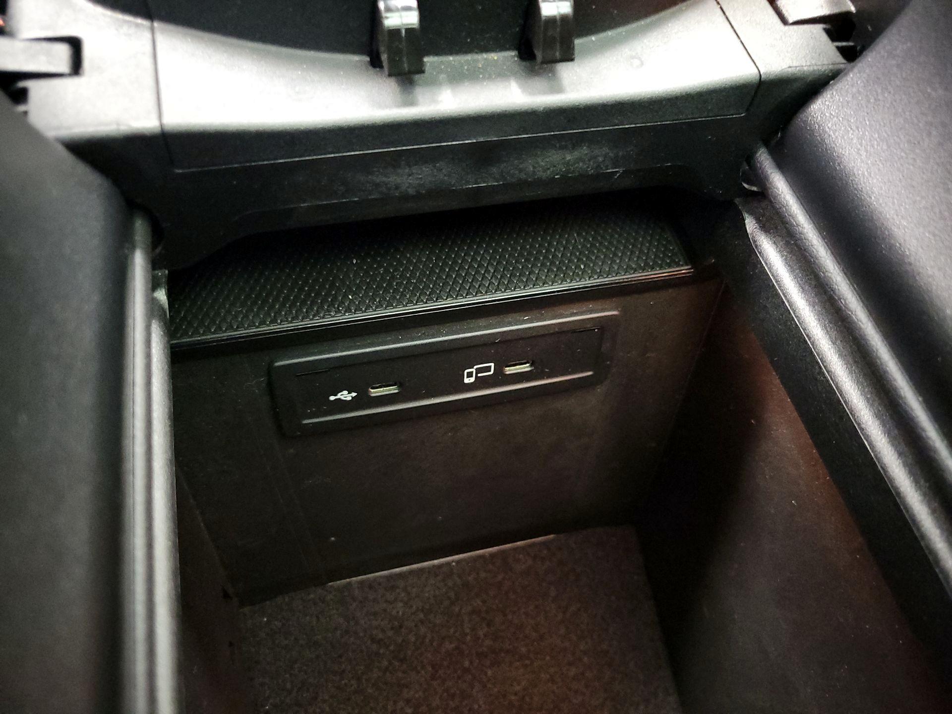 Thumbnail: 2022 Mercedes-Benz GLC - 19