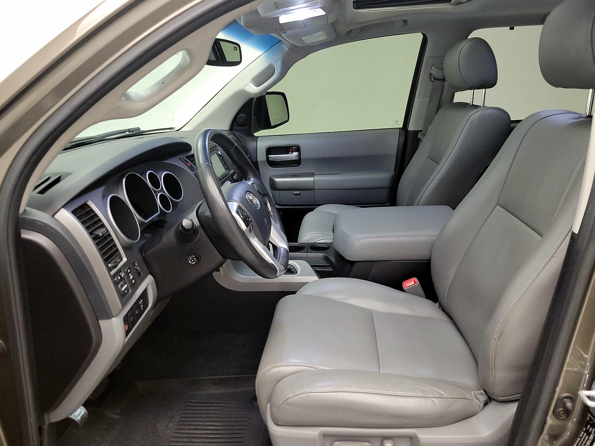 Thumbnail: 2017 Toyota Sequoia - 11