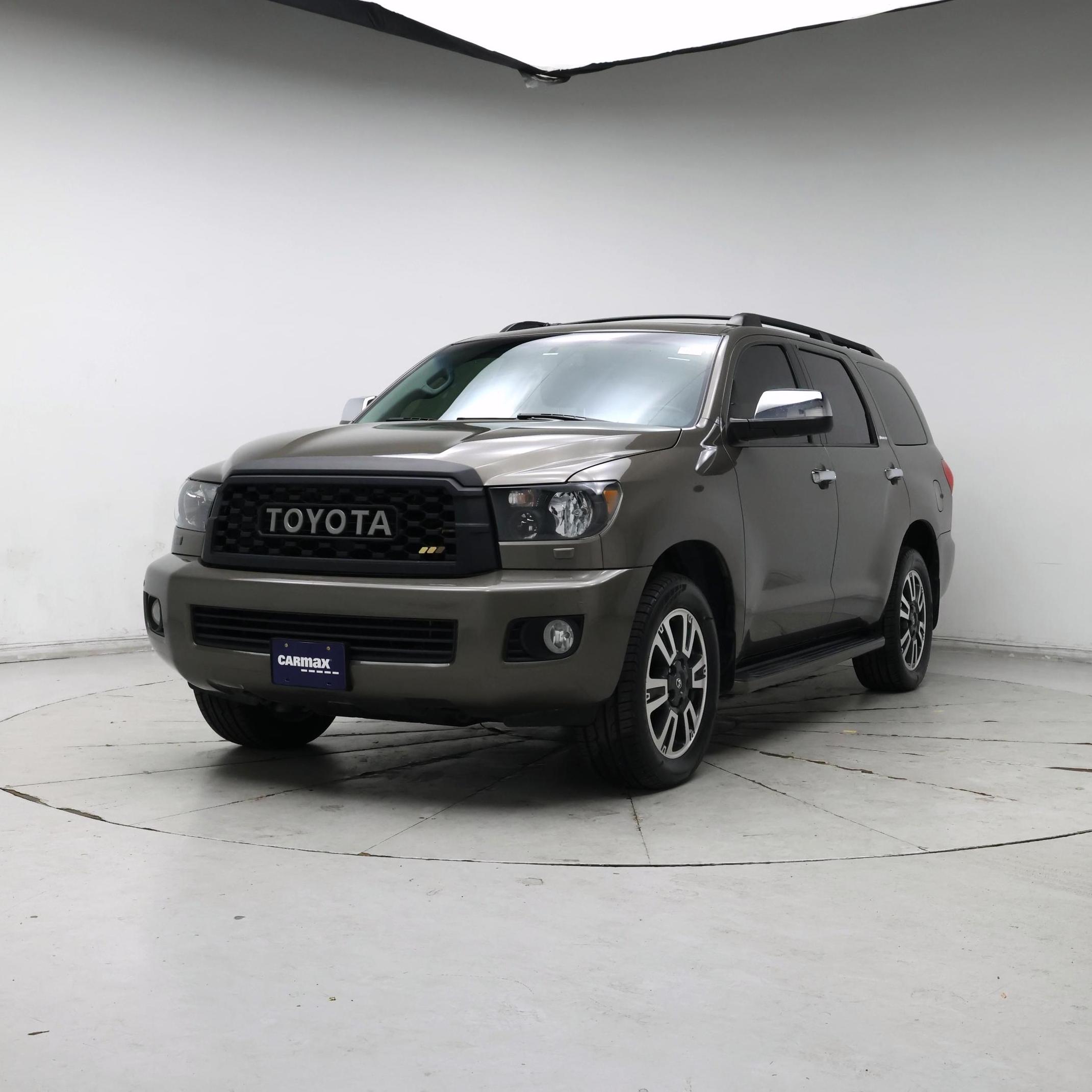 Thumbnail: 2017 Toyota Sequoia - 4