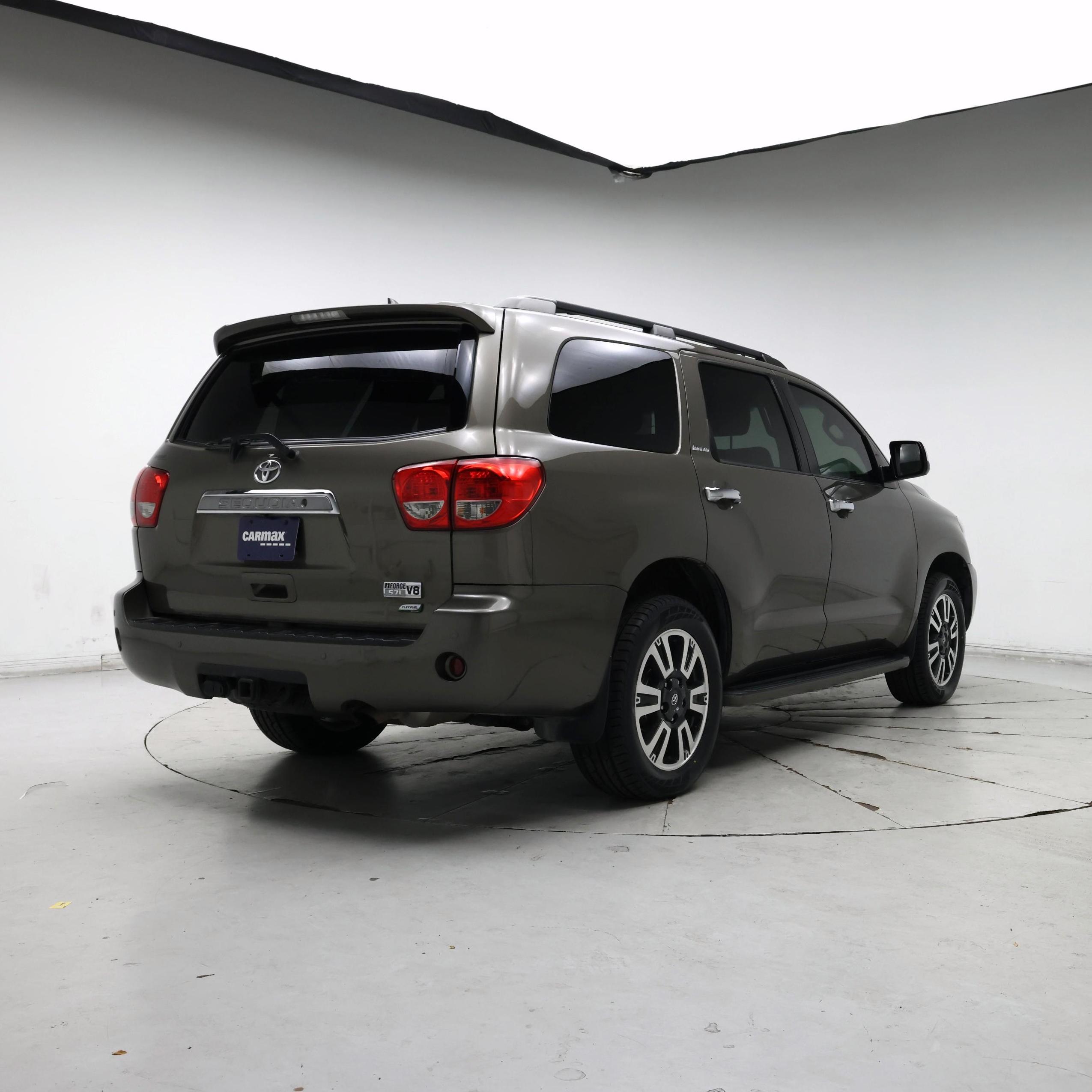 Thumbnail: 2017 Toyota Sequoia - 8