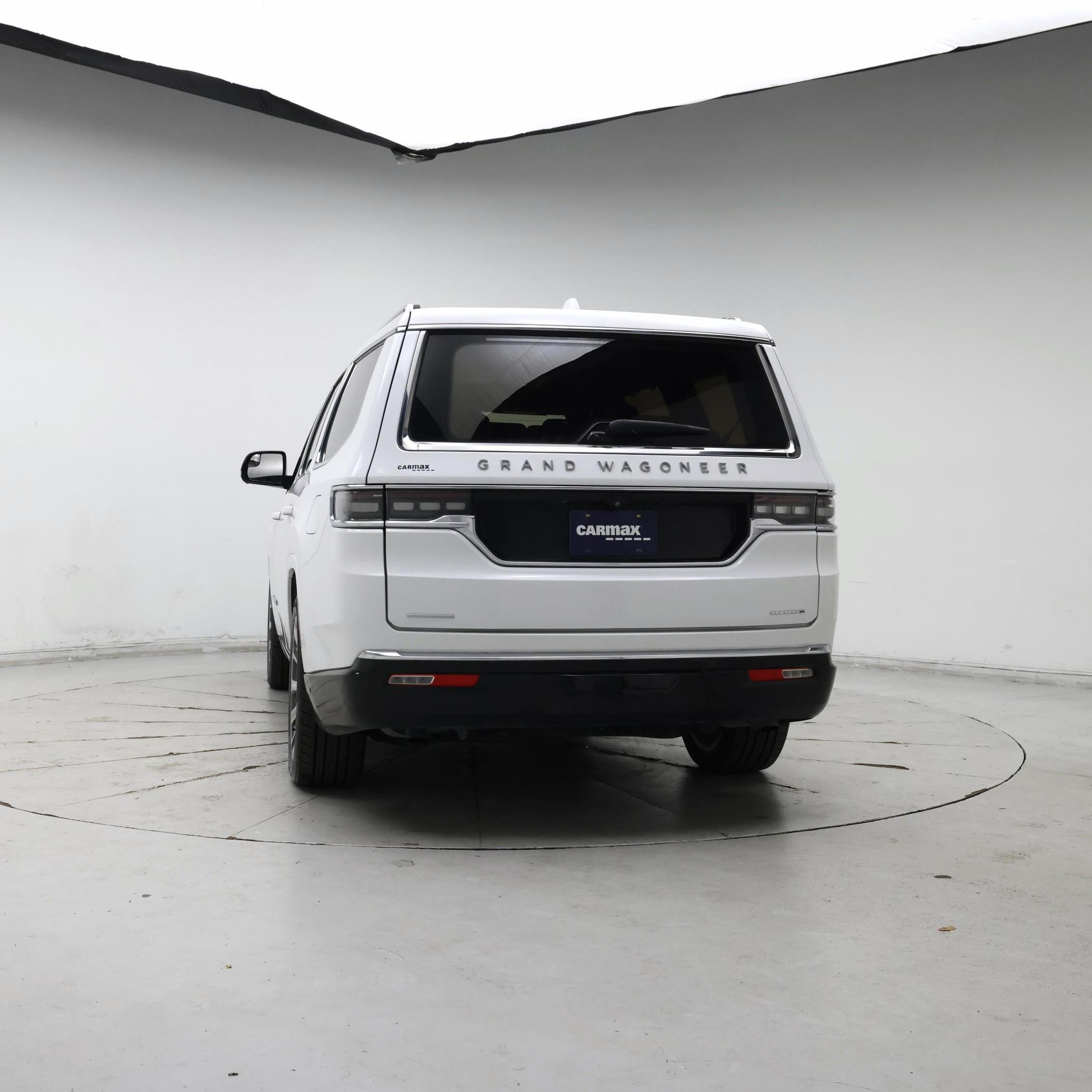 Thumbnail: 2023 Jeep Grand Wagoneer - 6