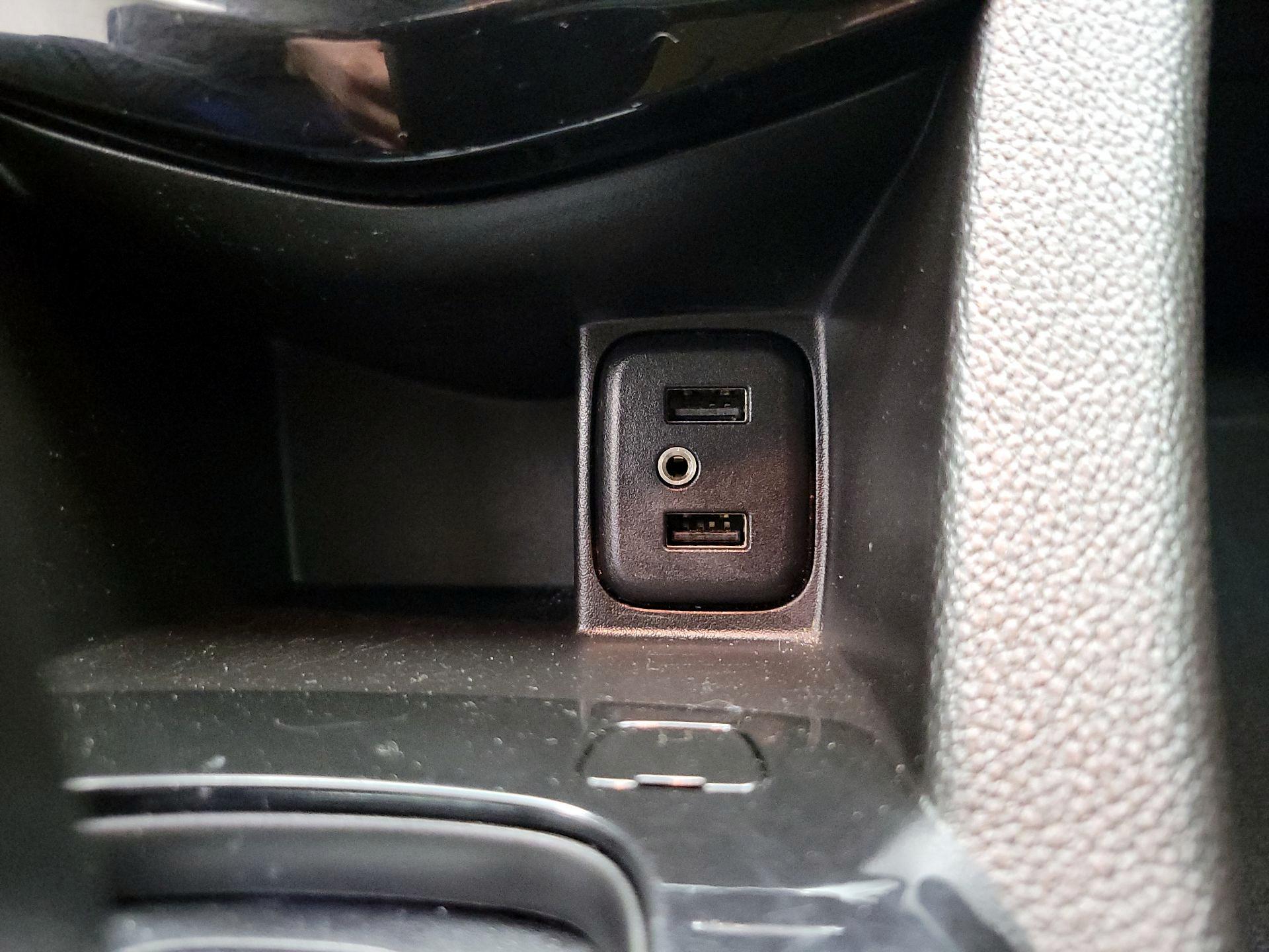 Thumbnail: 2018 Chevrolet Sonic - 18