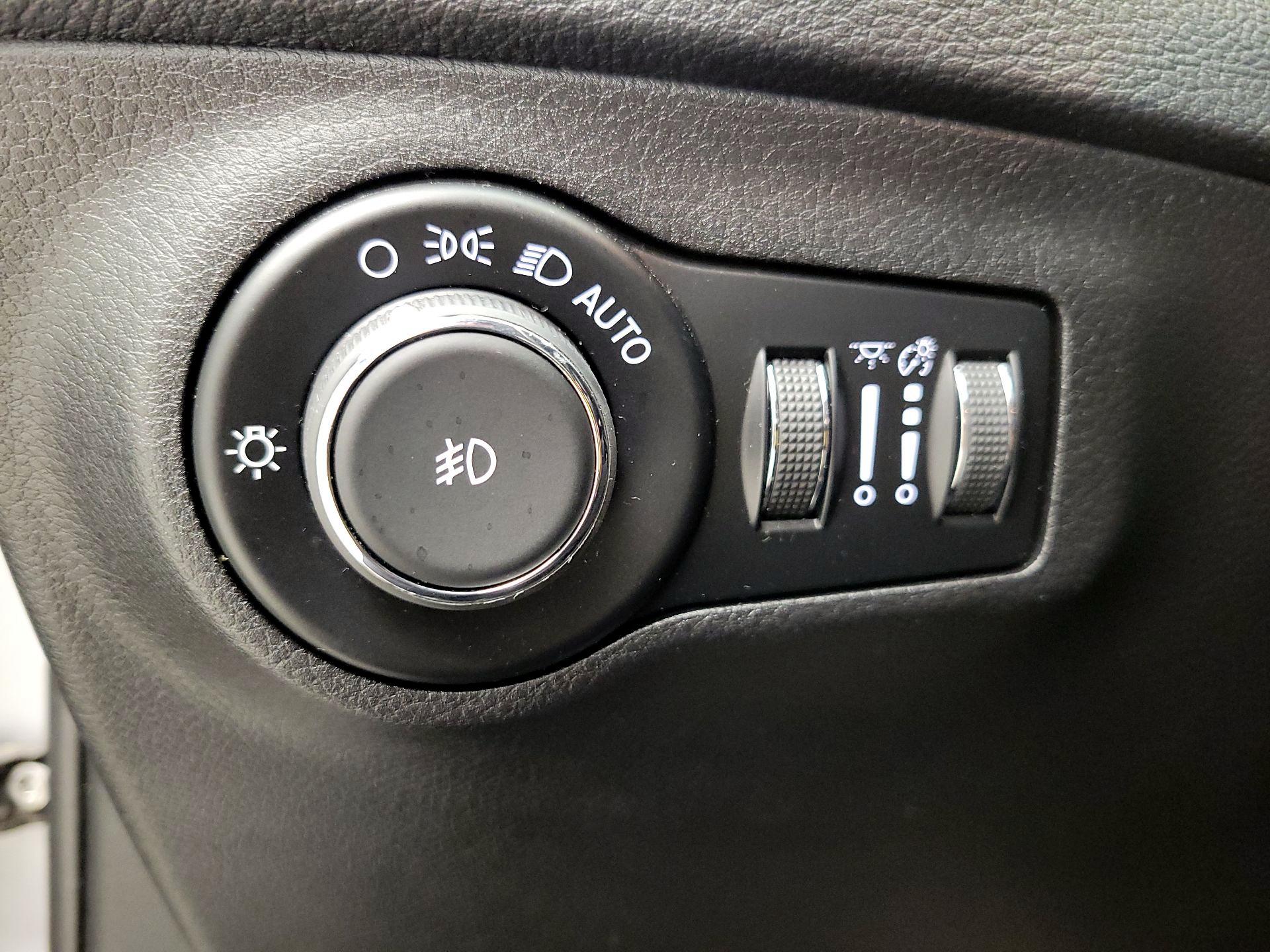 Thumbnail: 2019 Jeep Compass - 13