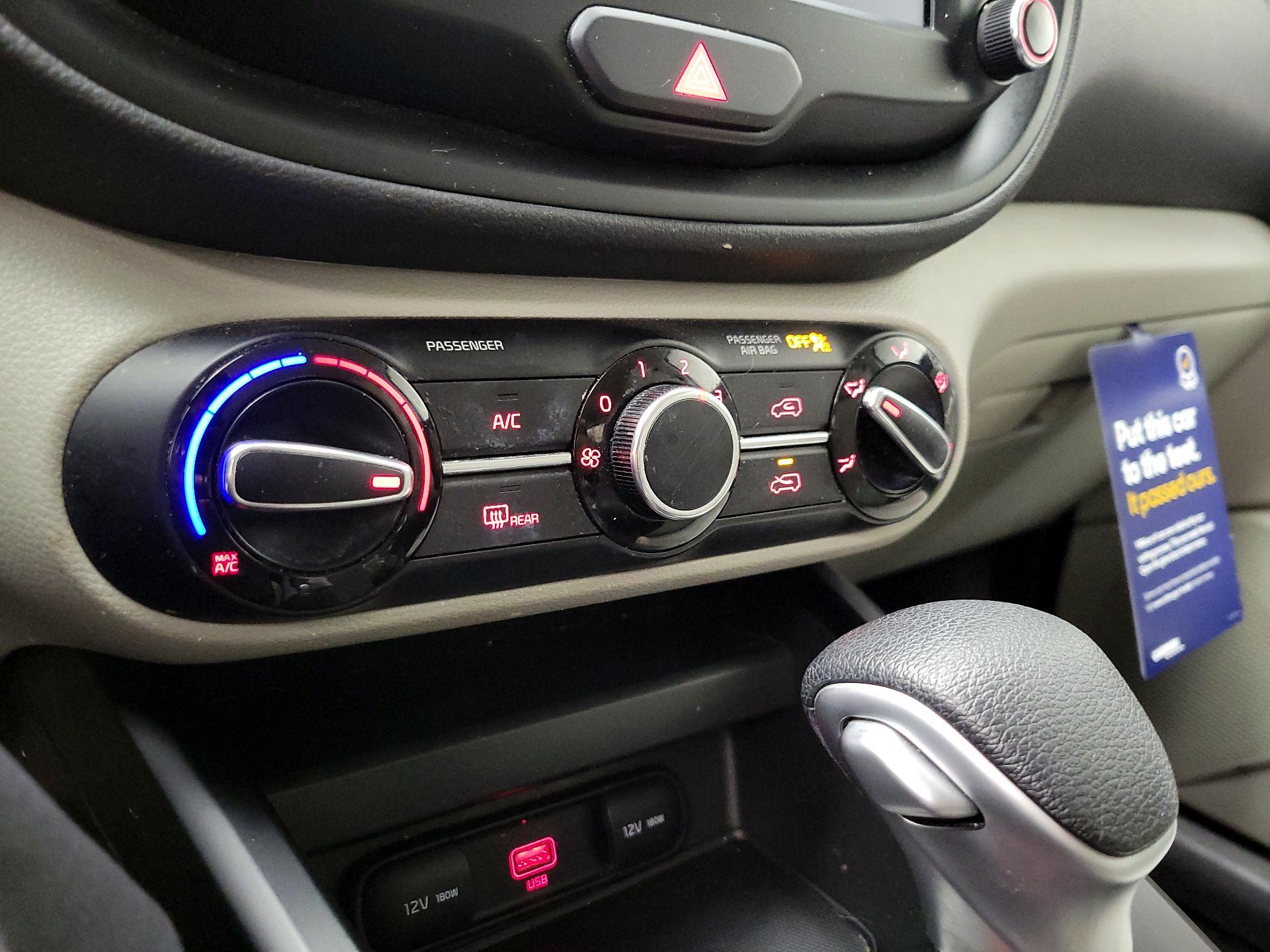 Thumbnail: 2022 Kia Soul - 16