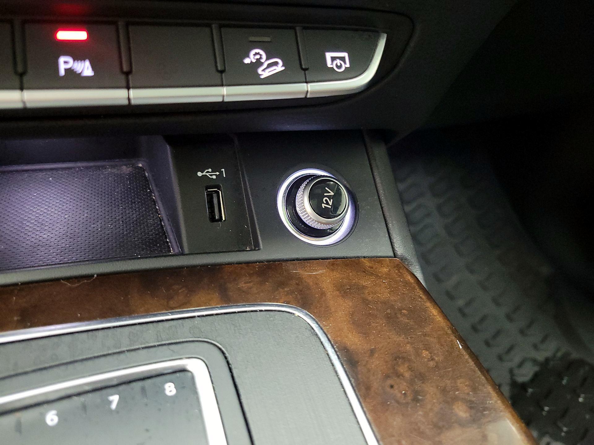 Thumbnail: 2020 Audi Q5 - 19