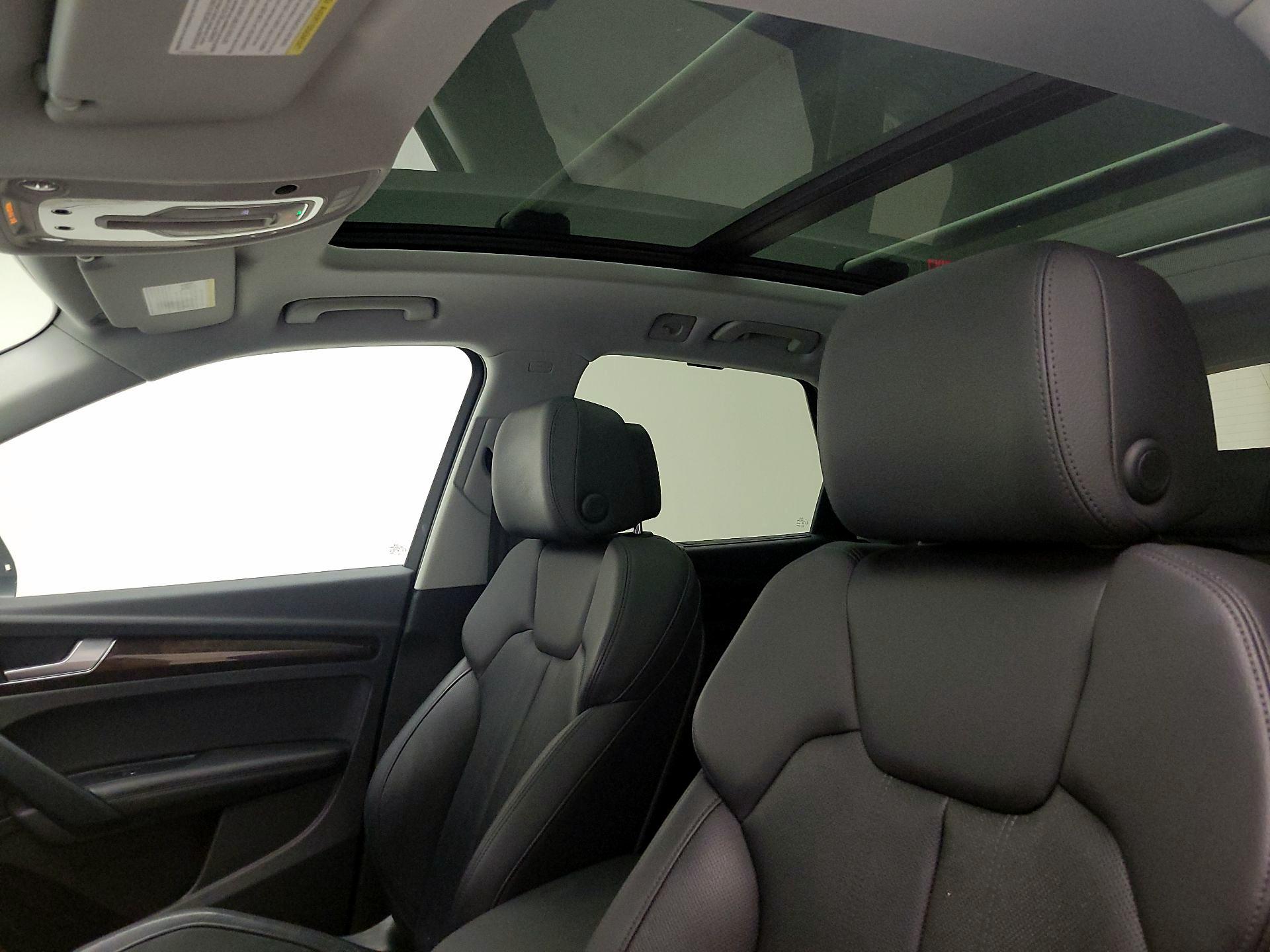 Thumbnail: 2020 Audi Q5 - 20