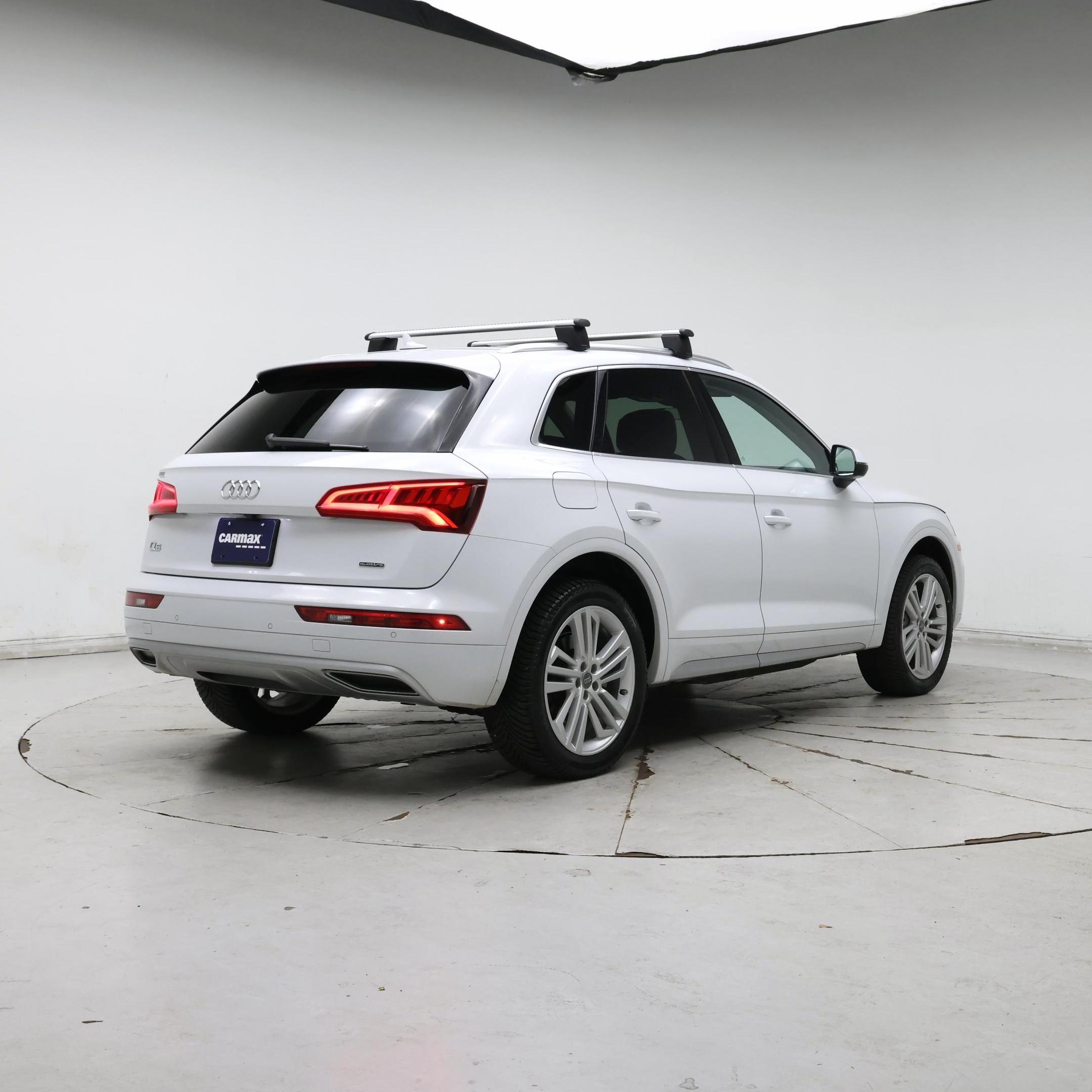 Thumbnail: 2020 Audi Q5 - 8