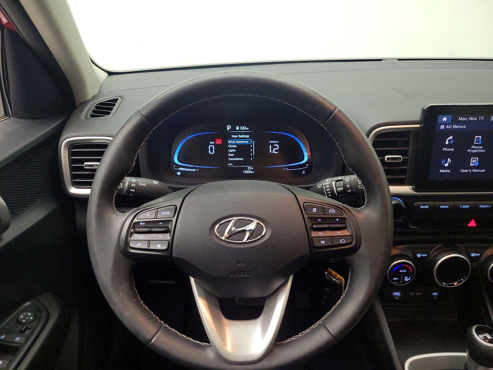 Thumbnail: 2023 Hyundai Venue - 10