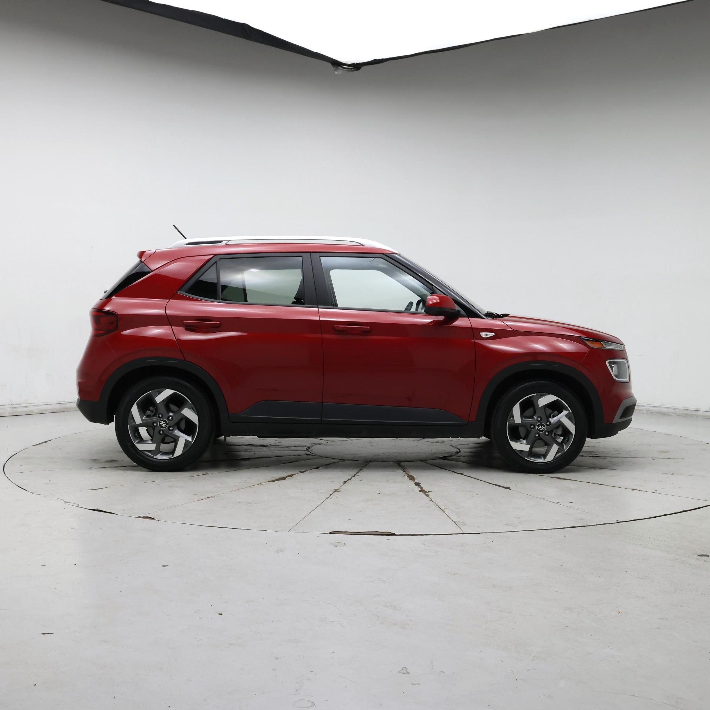 Thumbnail: 2023 Hyundai Venue - 7