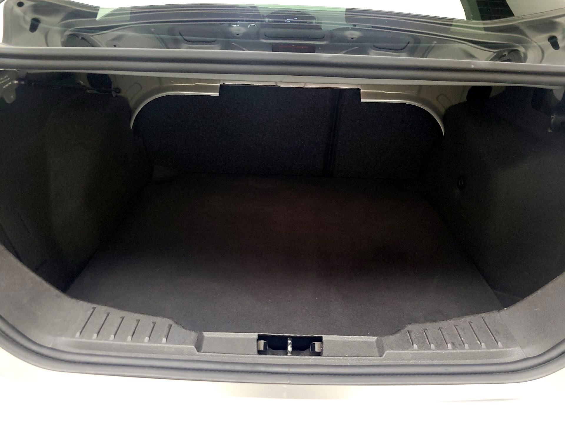 Thumbnail: 2017 Ford Focus - 20