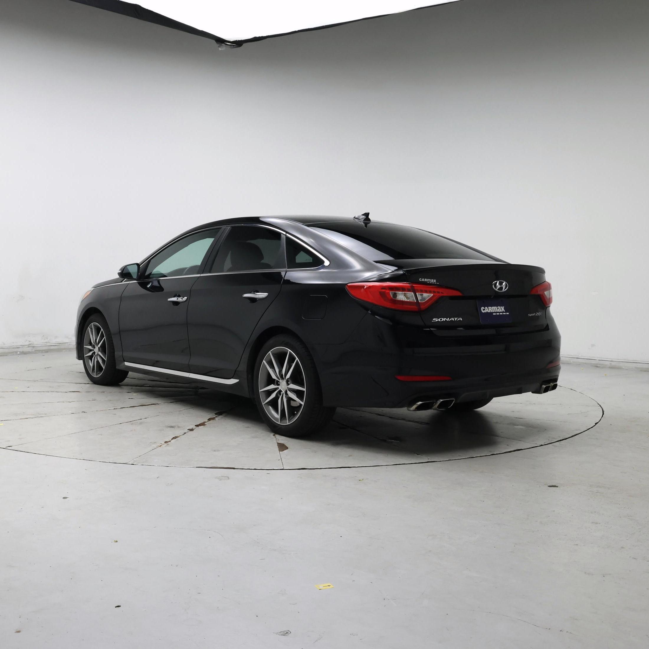 Thumbnail: 2015 Hyundai Sonata - 2