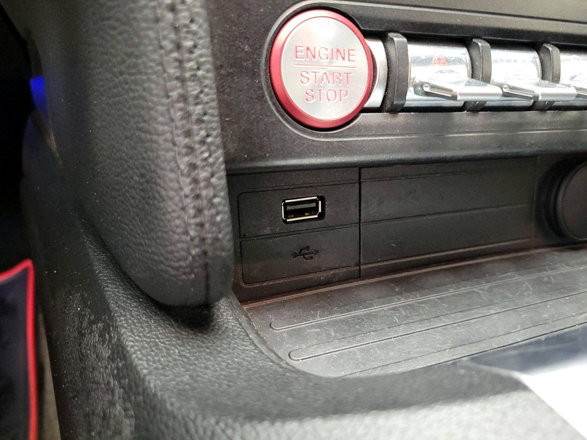 Thumbnail: 2019 Ford Mustang - 18