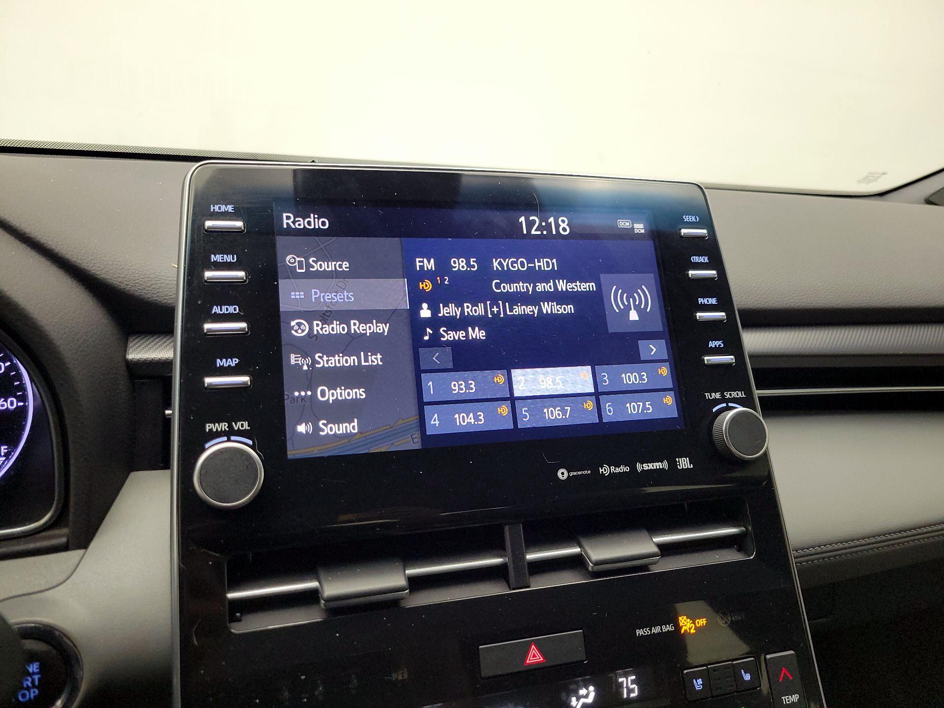 Thumbnail: 2019 Toyota Avalon - 16